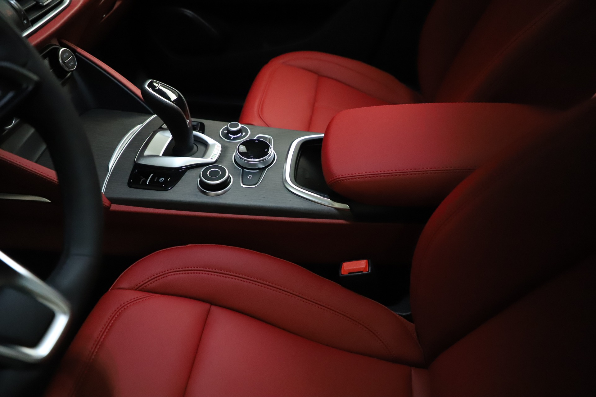 New 2021 Alfa Romeo Stelvio Ti Q4 | St. Petersburg, FL