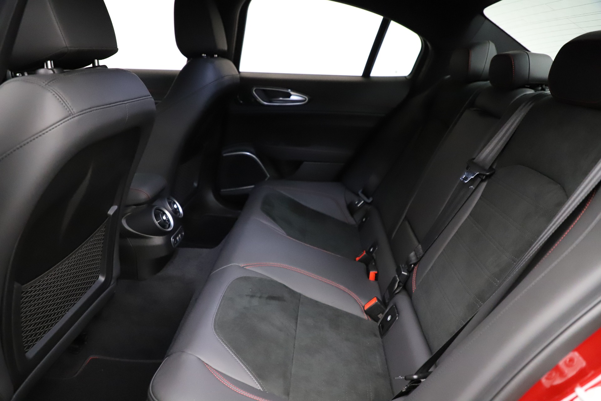 New 2021 Alfa Romeo Giulia Quadrifoglio | St. Petersburg, FL