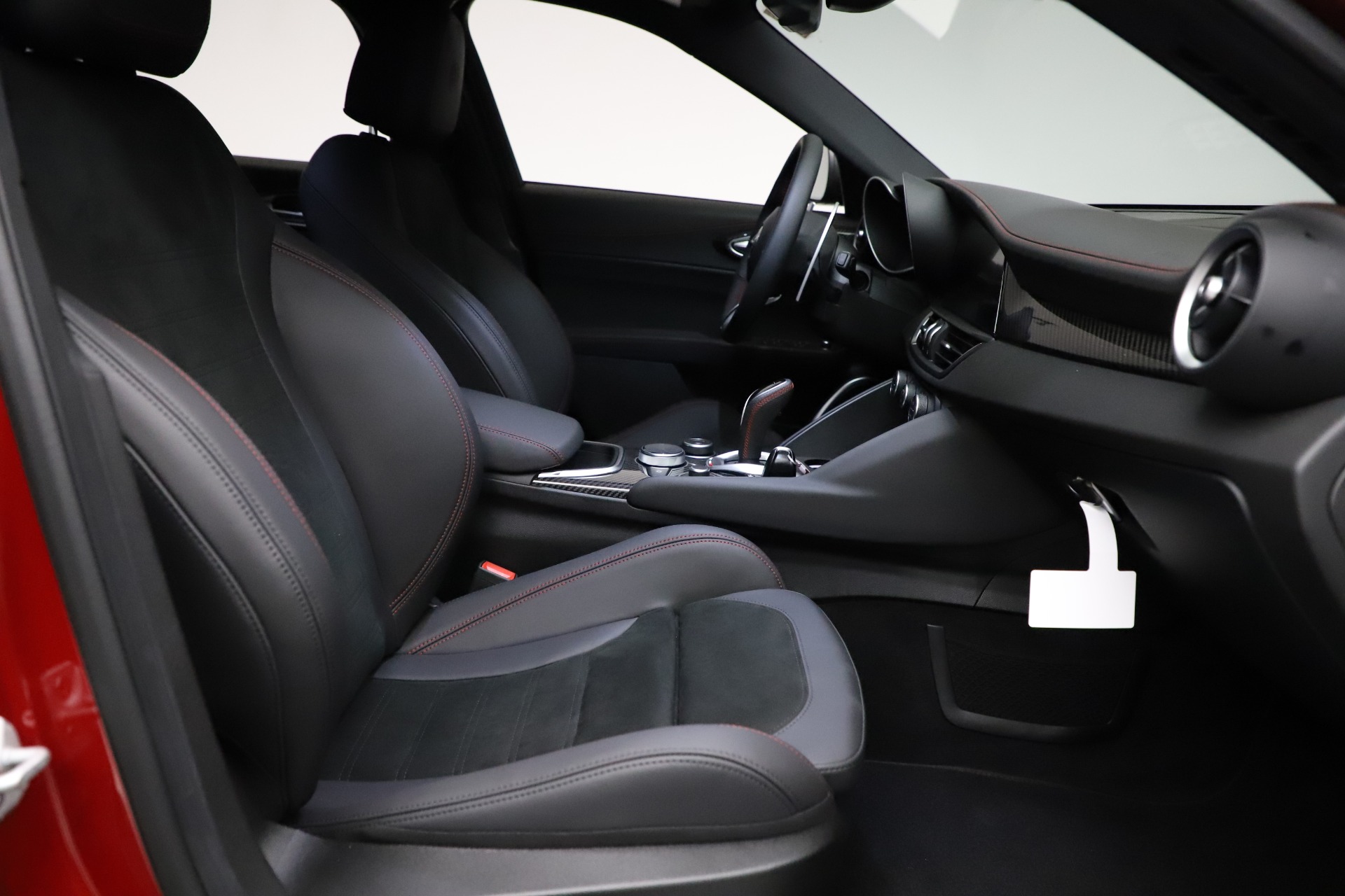 New 2021 Alfa Romeo Giulia Quadrifoglio | St. Petersburg, FL