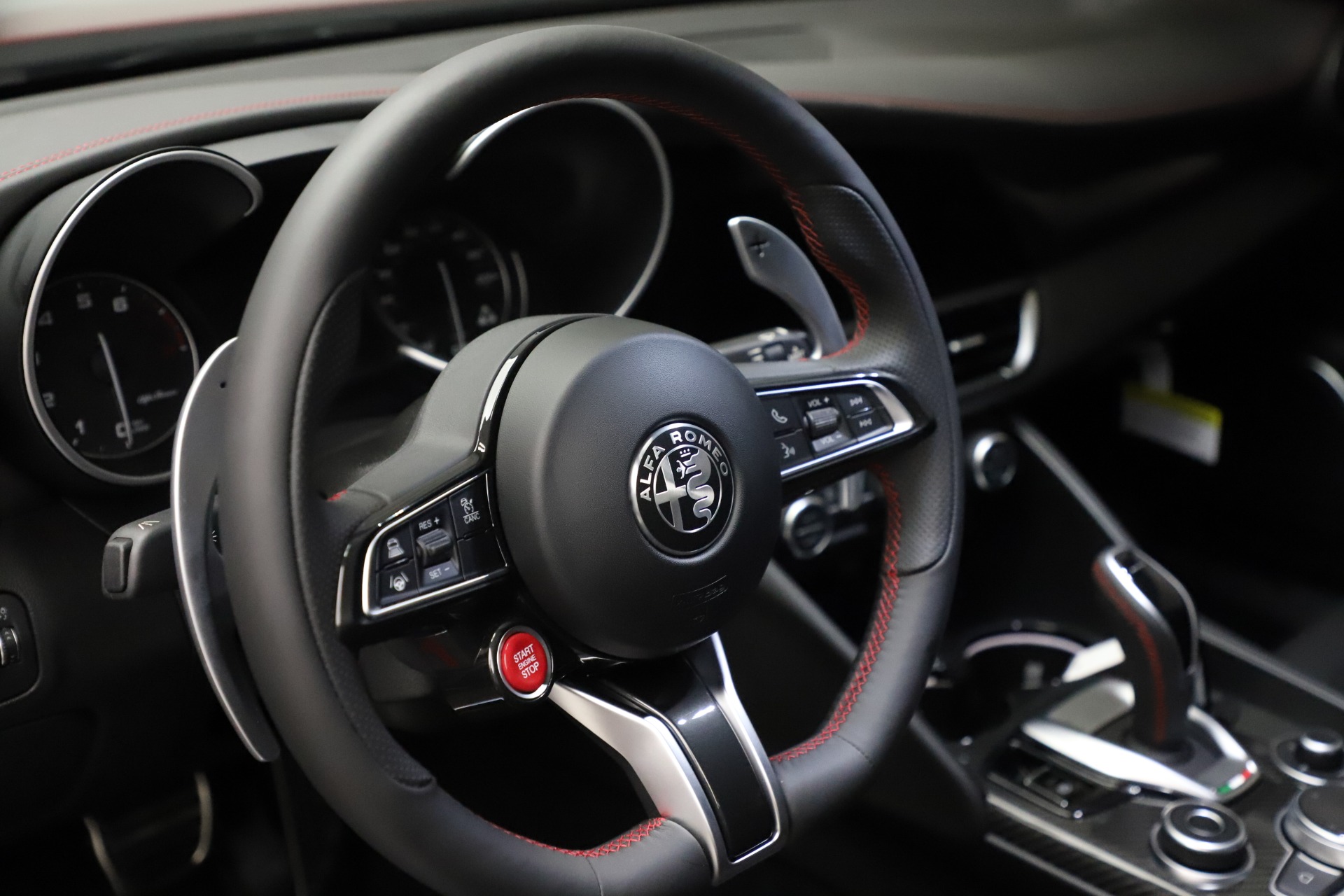 New 2021 Alfa Romeo Giulia Quadrifoglio | St. Petersburg, FL