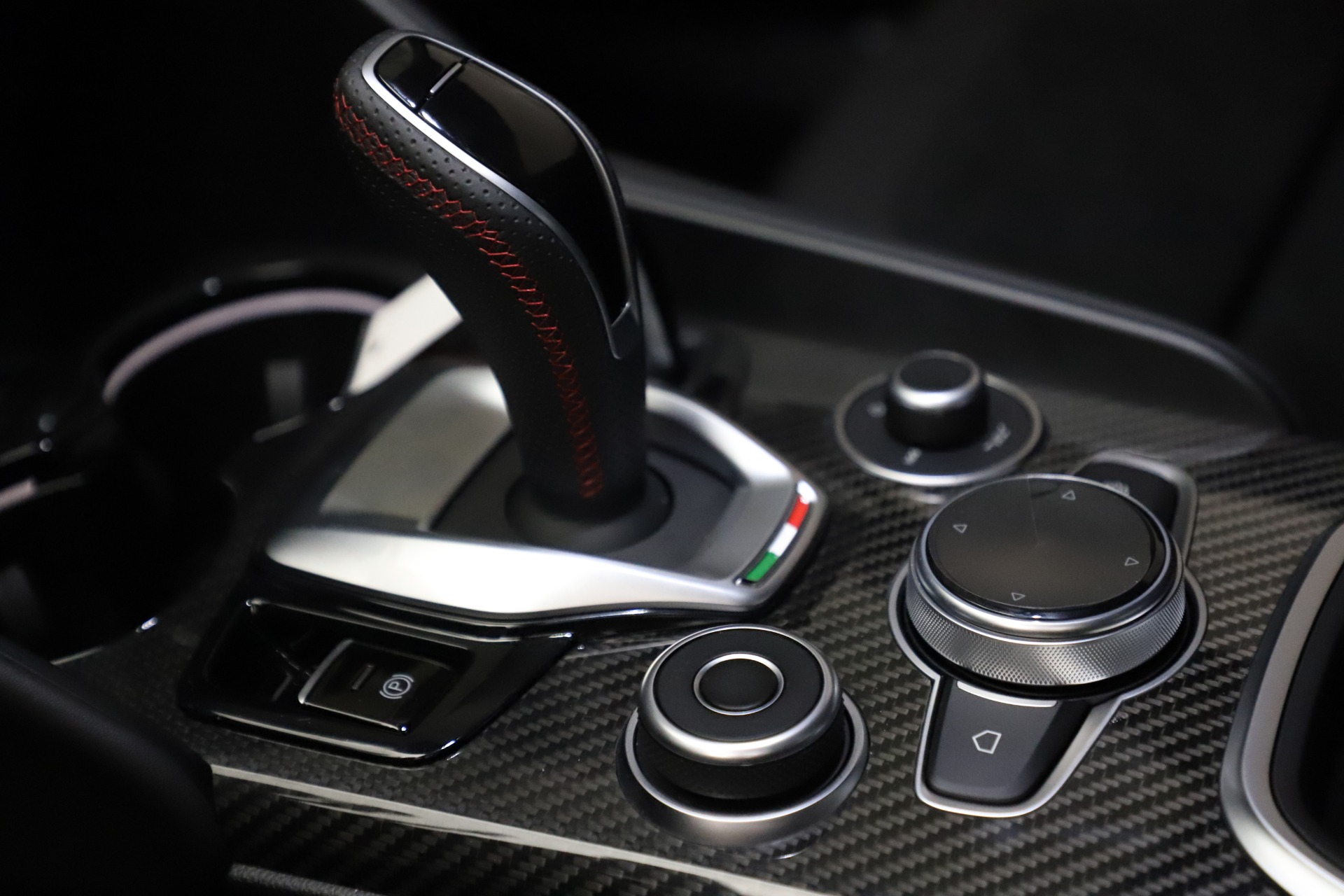 New 2021 Alfa Romeo Giulia Quadrifoglio | St. Petersburg, FL