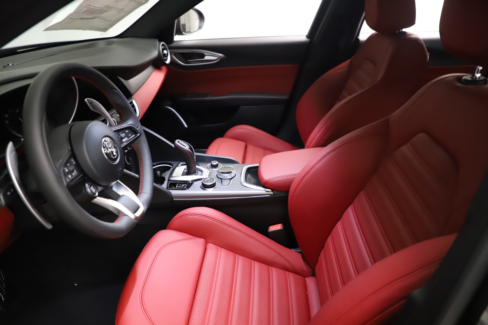 New 2021 Alfa Romeo Giulia Ti Sport | St. Petersburg, FL
