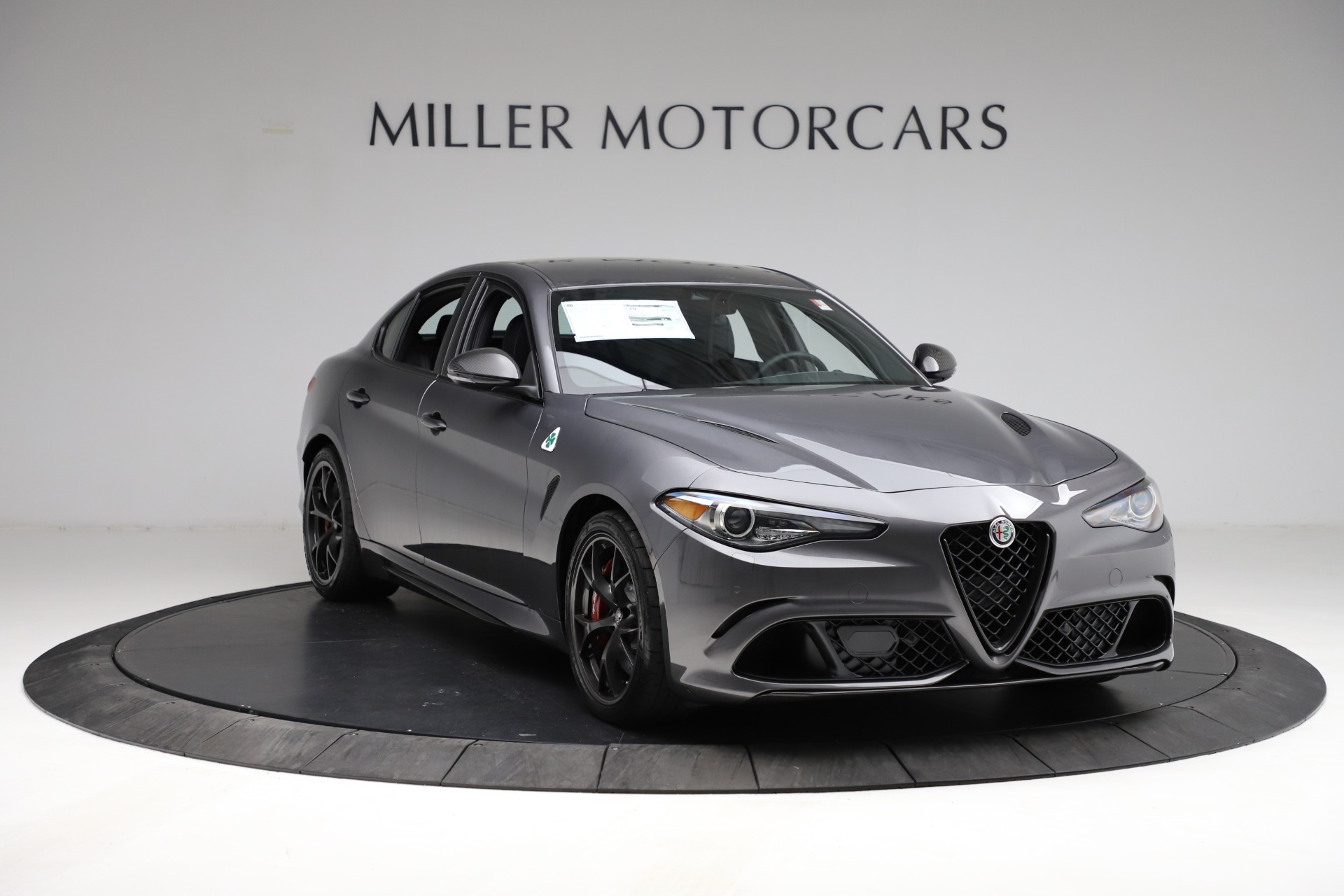 New 2021 Alfa Romeo Giulia Quadrifoglio | St. Petersburg, FL
