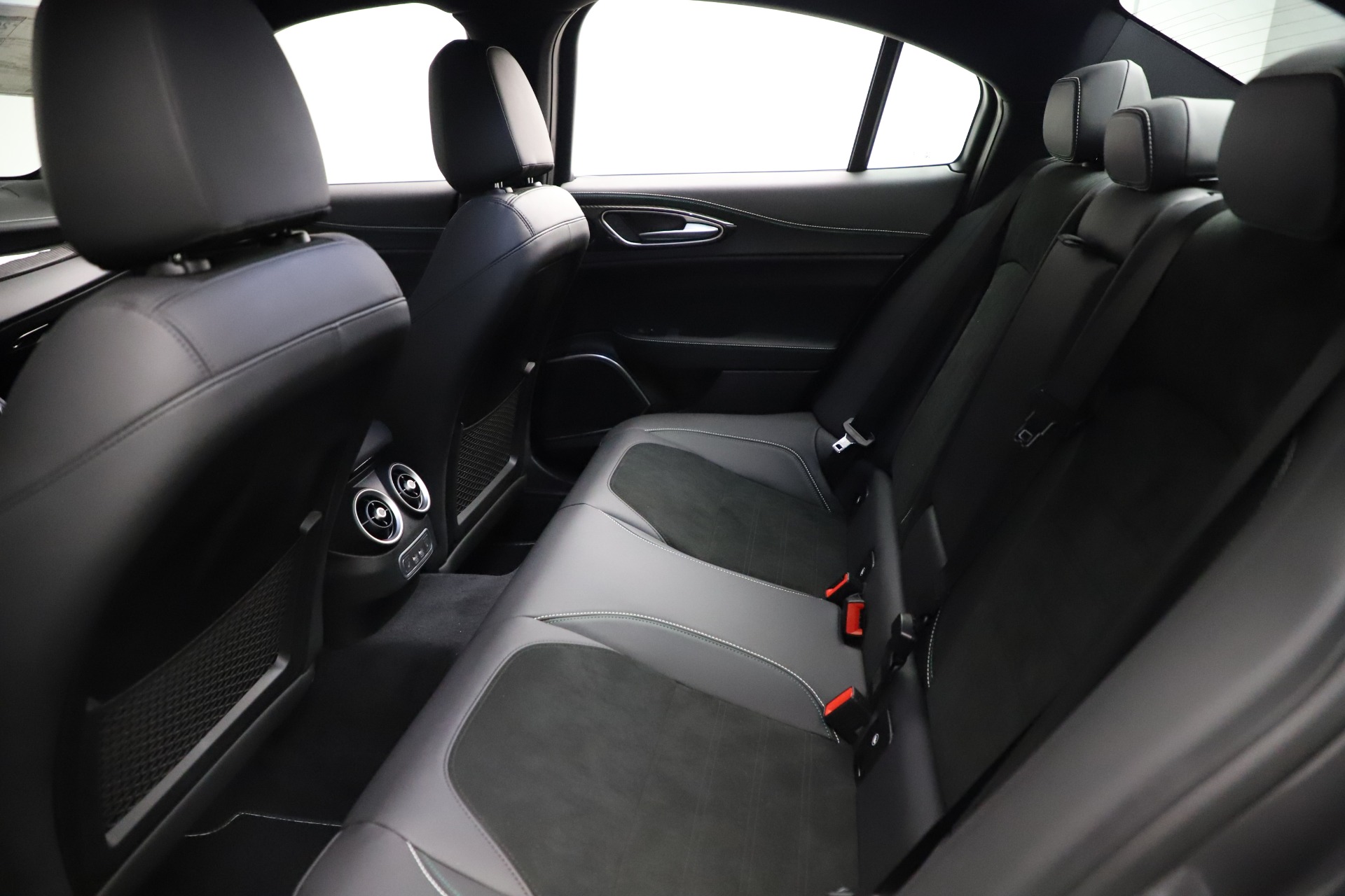 New 2021 Alfa Romeo Giulia Quadrifoglio | St. Petersburg, FL