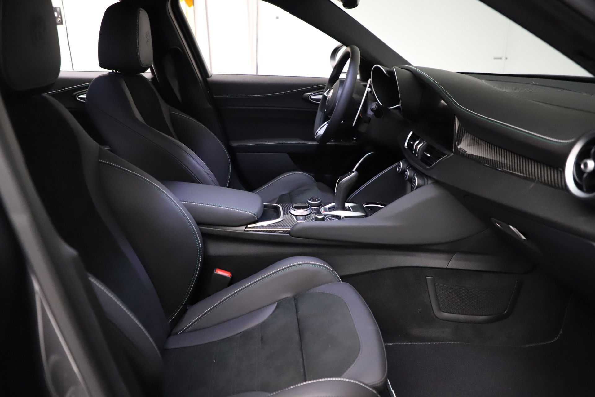 New 2021 Alfa Romeo Giulia Quadrifoglio | St. Petersburg, FL