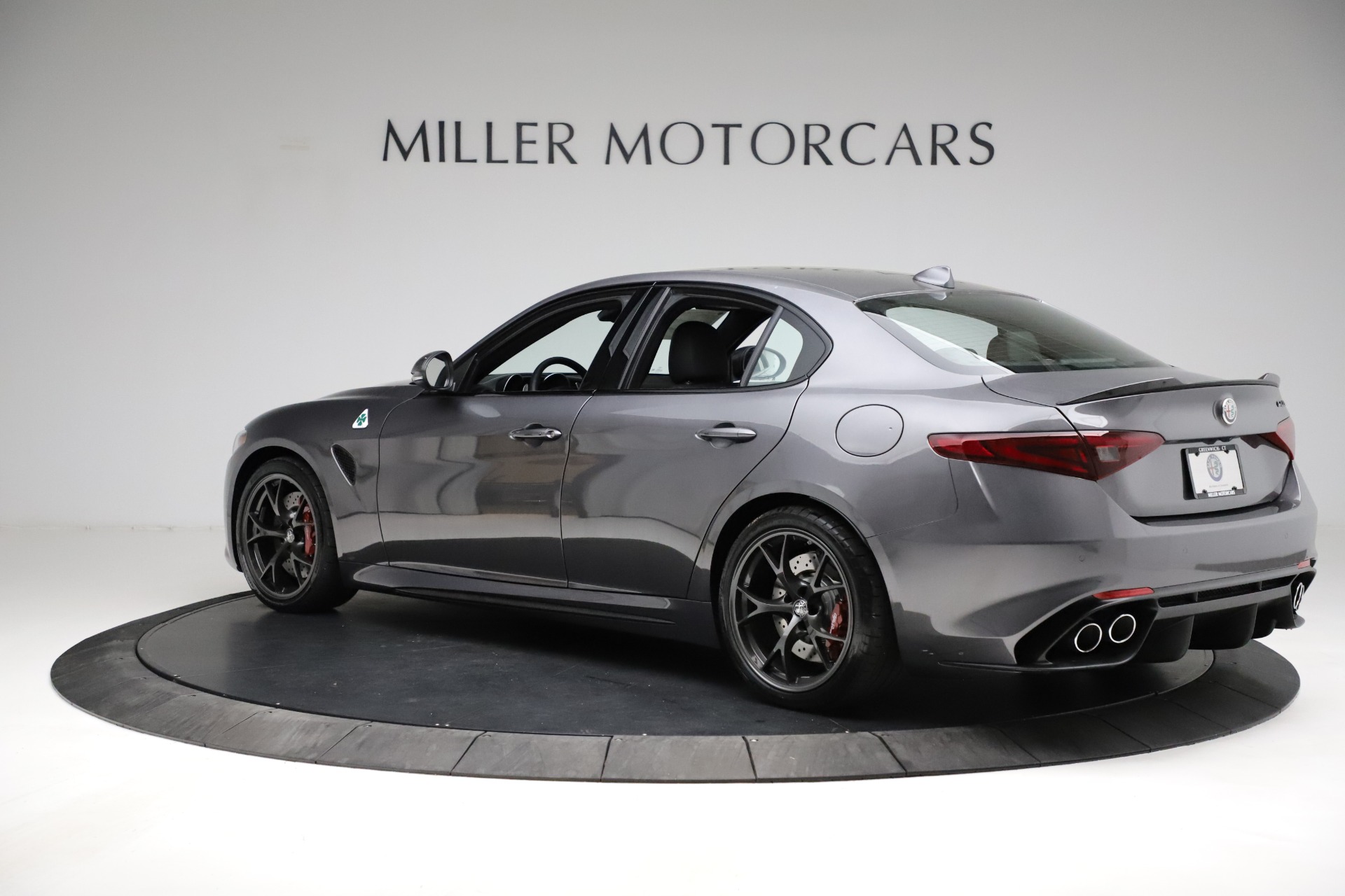 New 2021 Alfa Romeo Giulia Quadrifoglio | St. Petersburg, FL