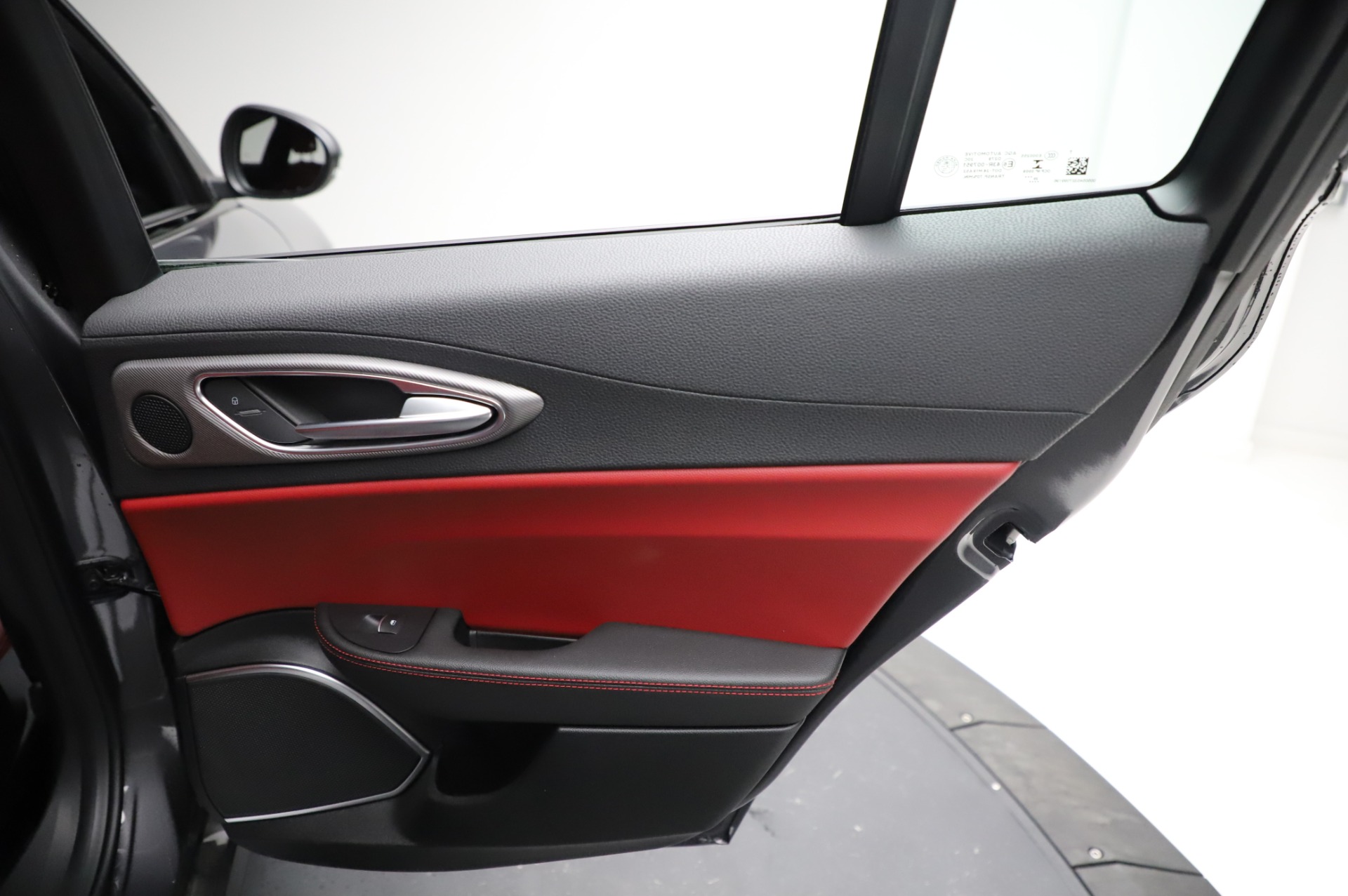 New 2021 Alfa Romeo Giulia Ti Sport | St. Petersburg, FL