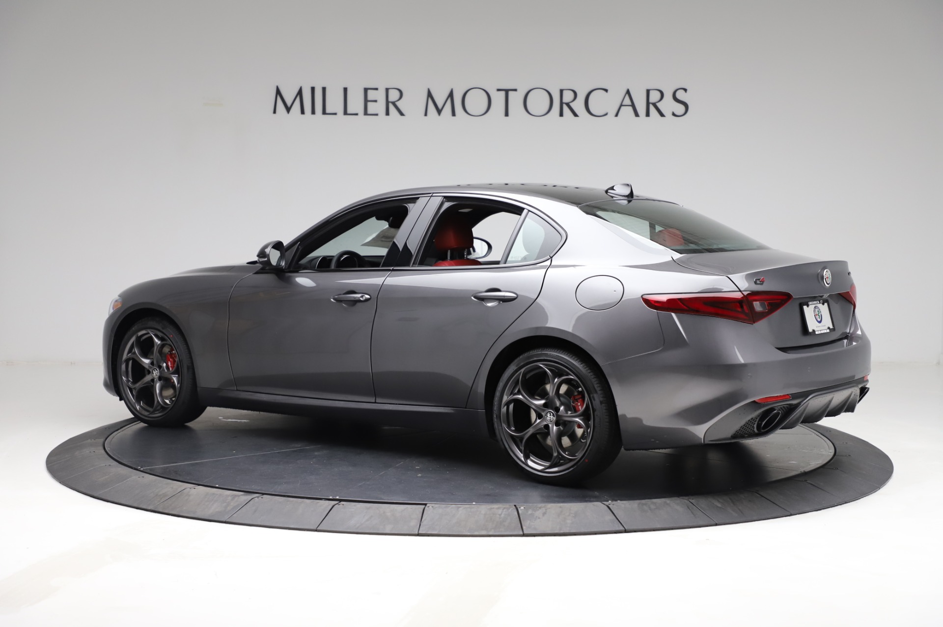 New 2021 Alfa Romeo Giulia Ti Sport | St. Petersburg, FL