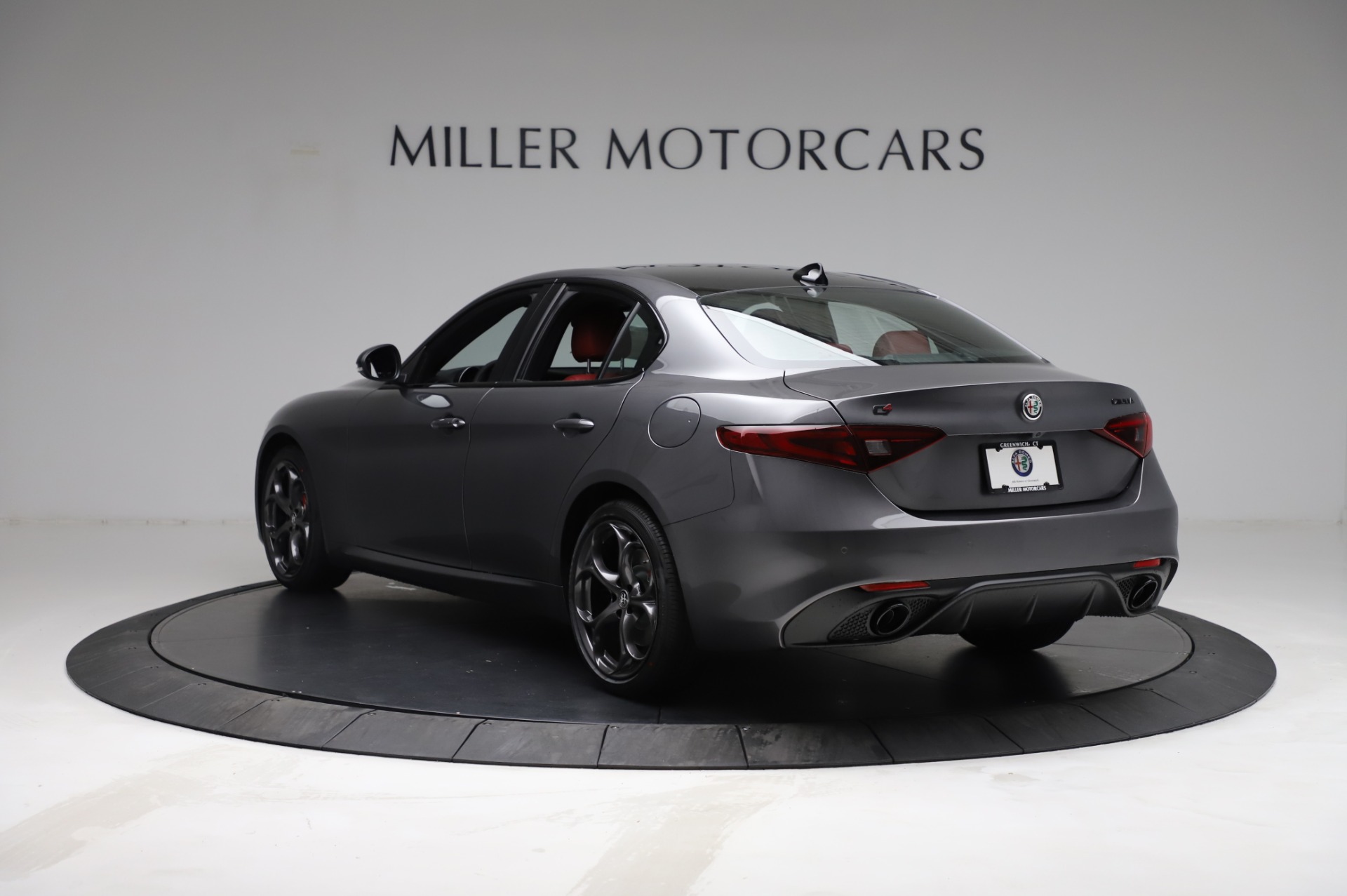 New 2021 Alfa Romeo Giulia Ti Sport | St. Petersburg, FL