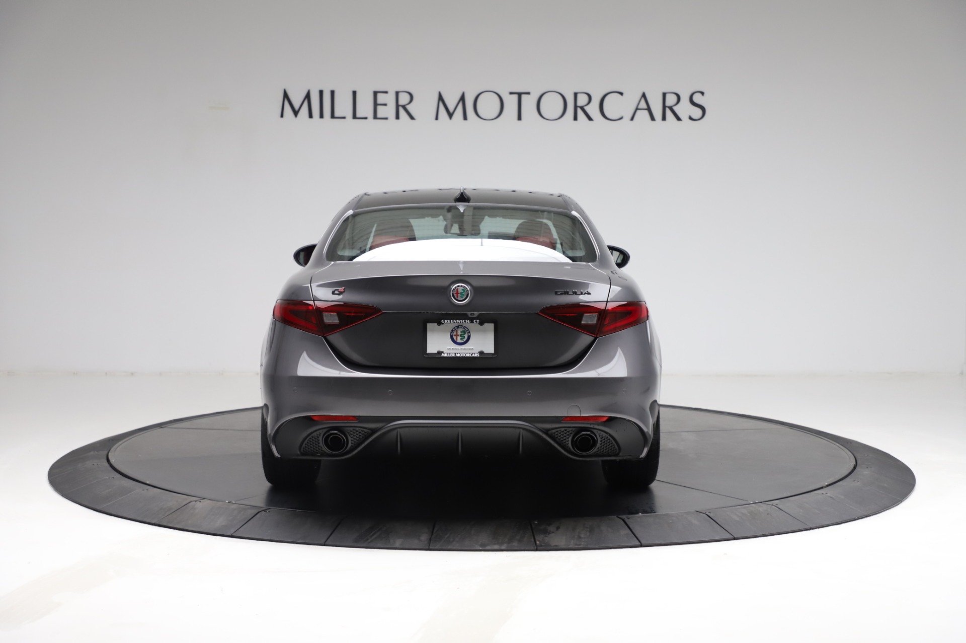 New 2021 Alfa Romeo Giulia Ti Sport | St. Petersburg, FL