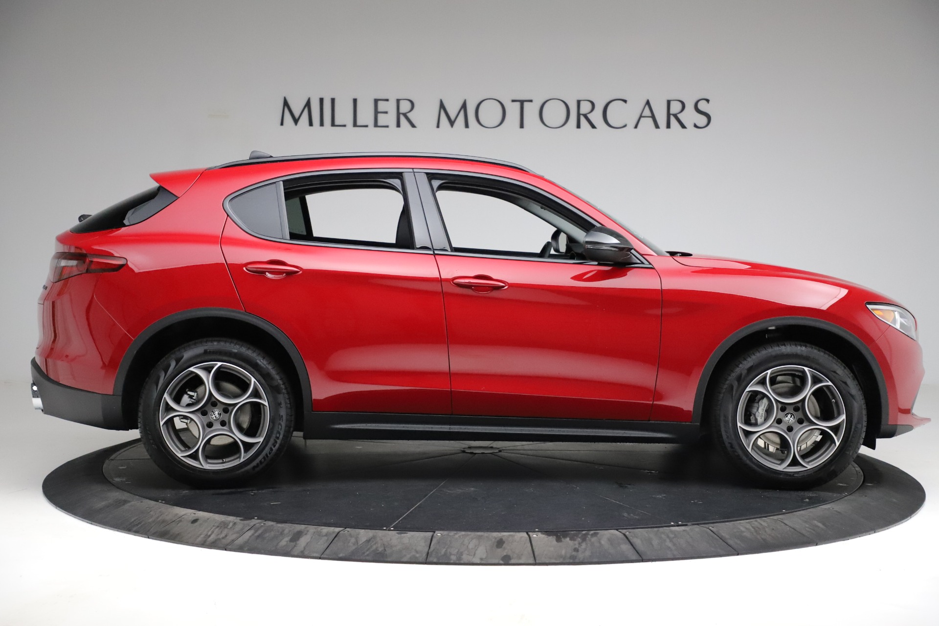 New 2021 Alfa Romeo Stelvio Sprint | St. Petersburg, FL