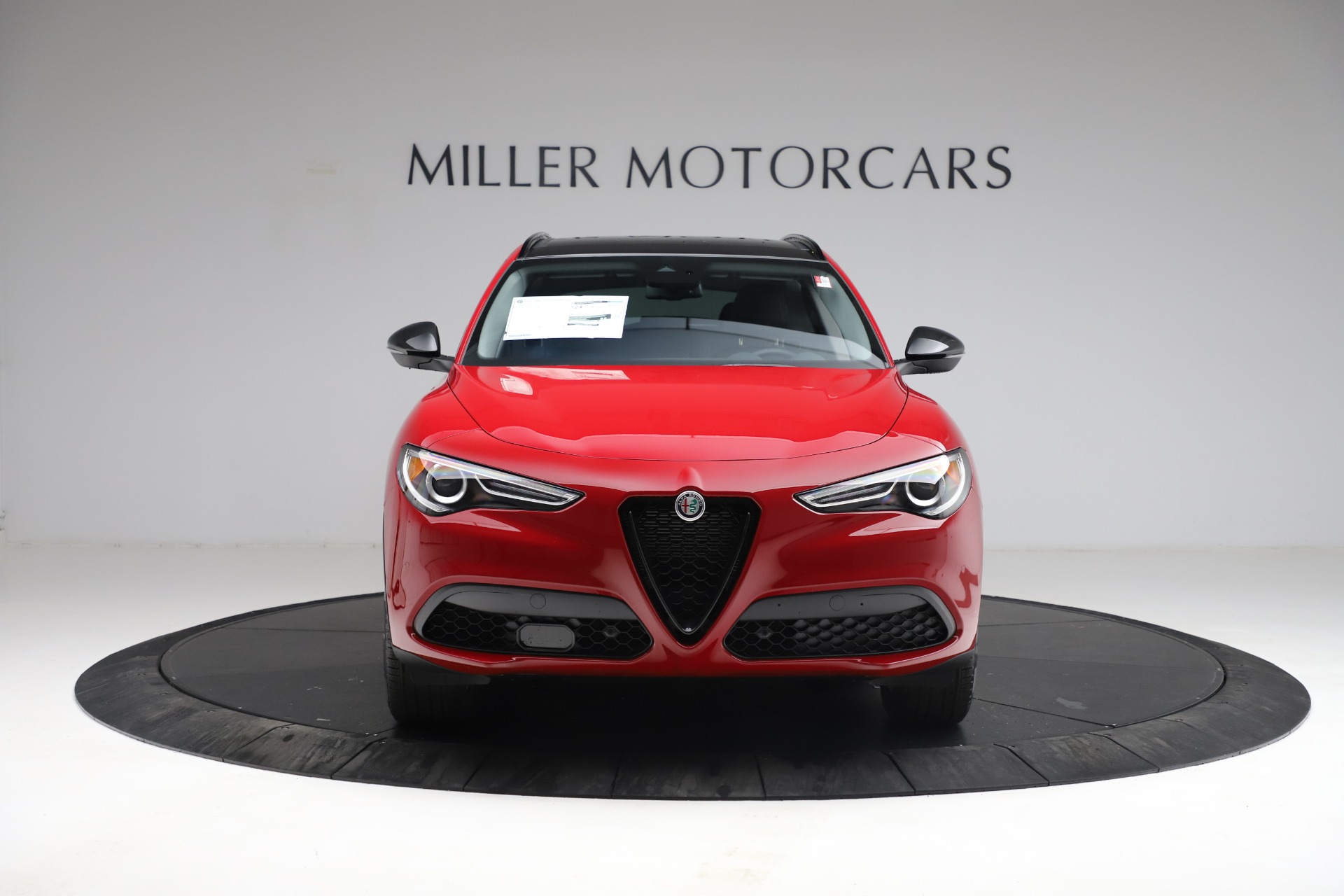 New 2021 Alfa Romeo Stelvio Sprint | St. Petersburg, FL