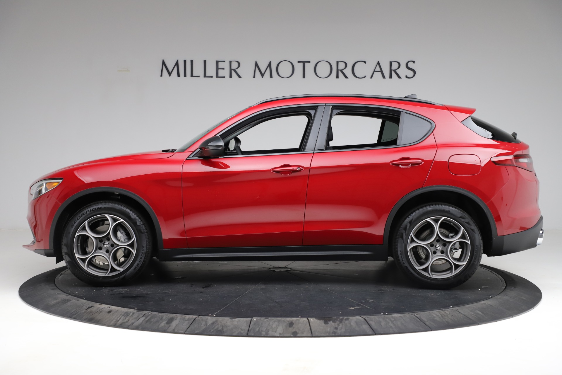 New 2021 Alfa Romeo Stelvio Sprint | St. Petersburg, FL