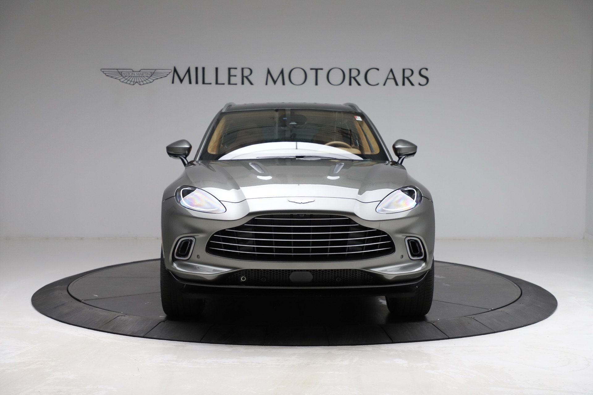 New 2021 Aston Martin DBX | St. Petersburg, FL