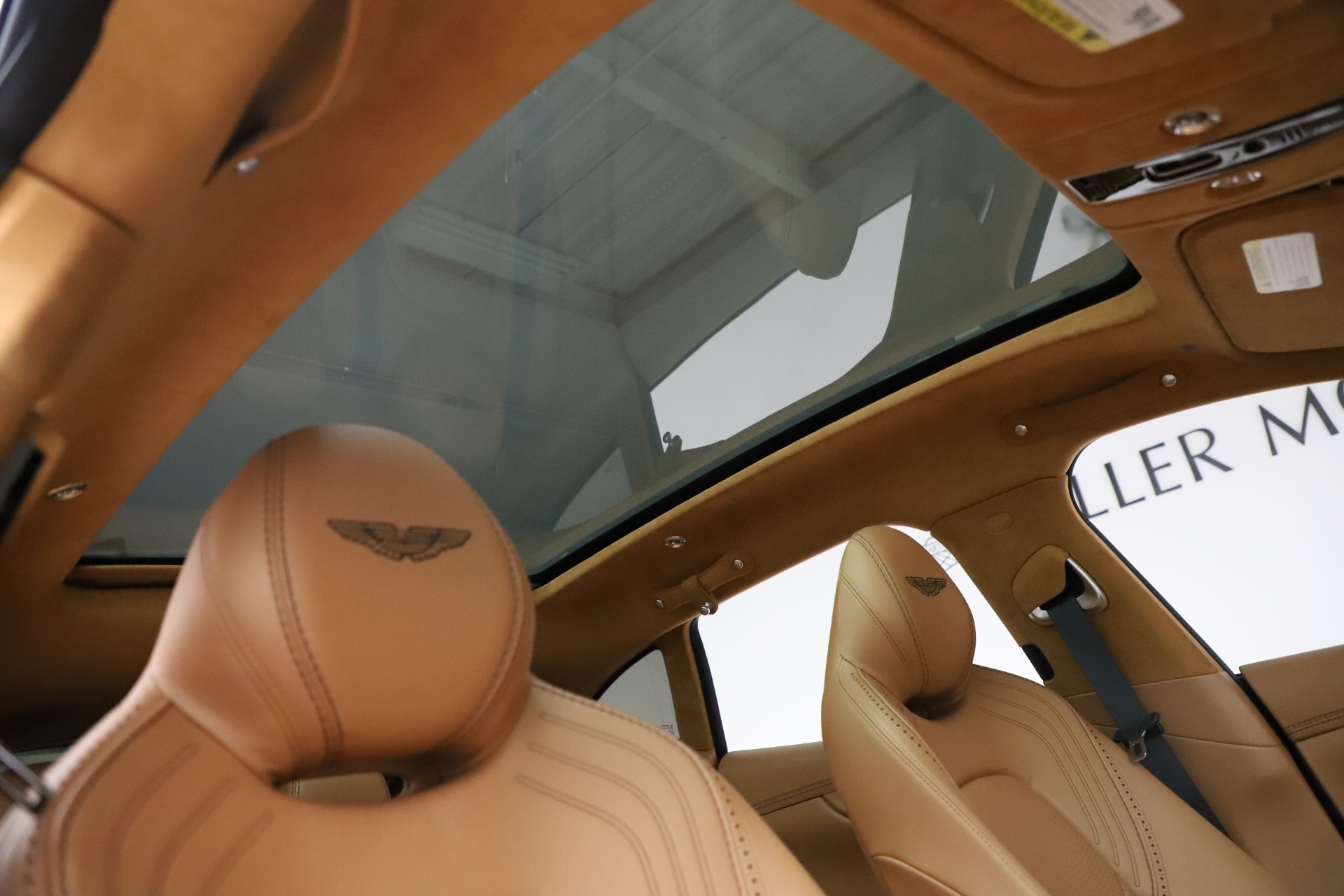 New 2021 Aston Martin DBX | St. Petersburg, FL