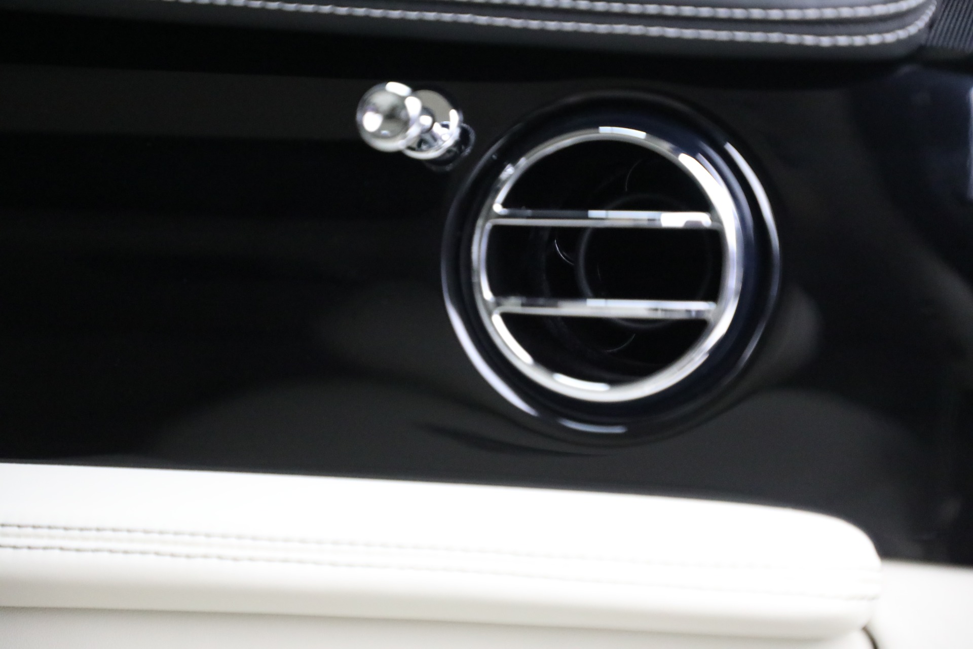 Used 2017 Bentley Mulsanne | St. Petersburg, FL