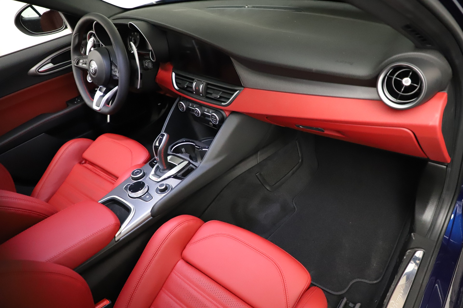 New 2021 Alfa Romeo Giulia Ti Sport | St. Petersburg, FL