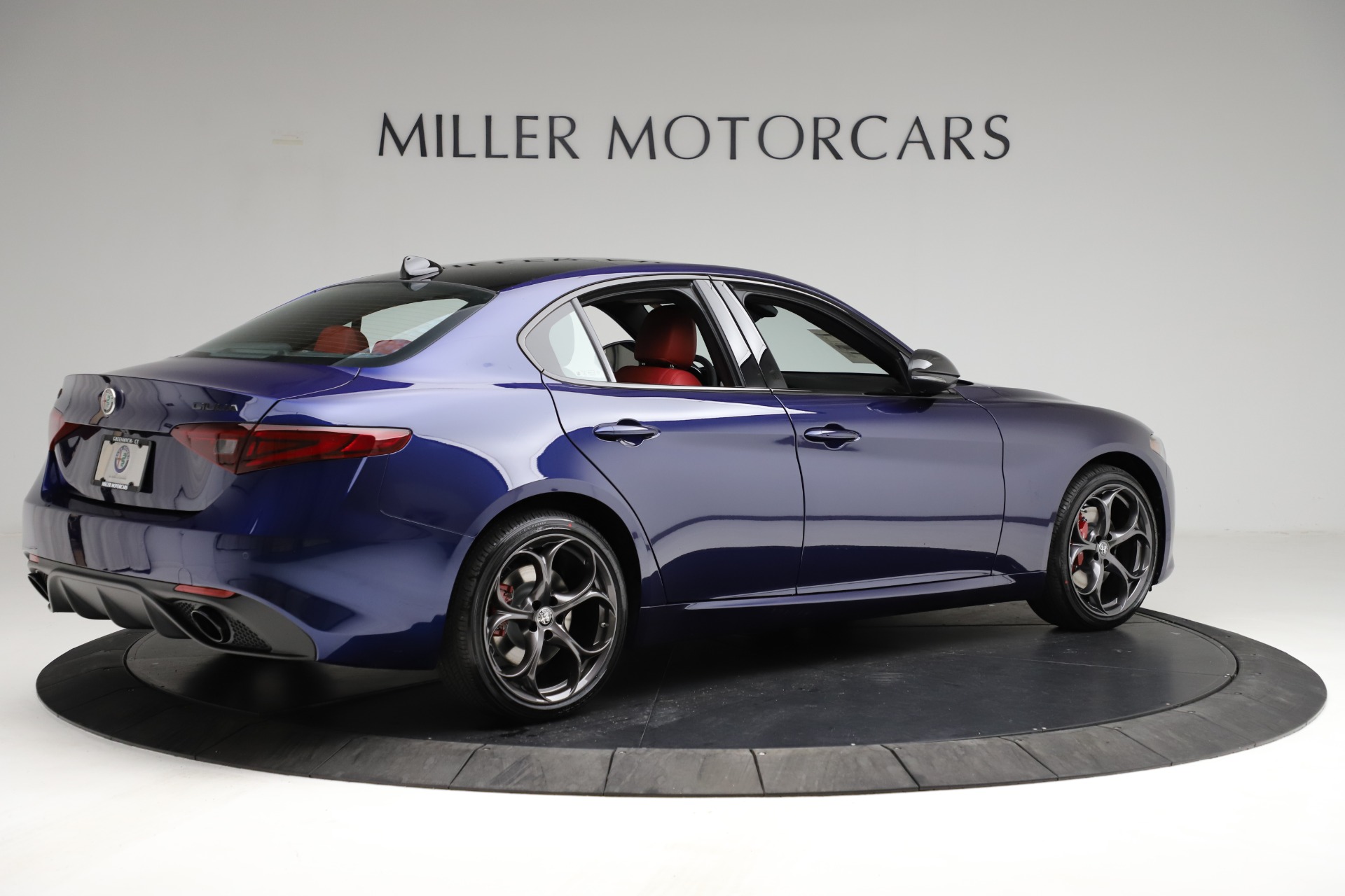 New 2021 Alfa Romeo Giulia Ti Sport | St. Petersburg, FL