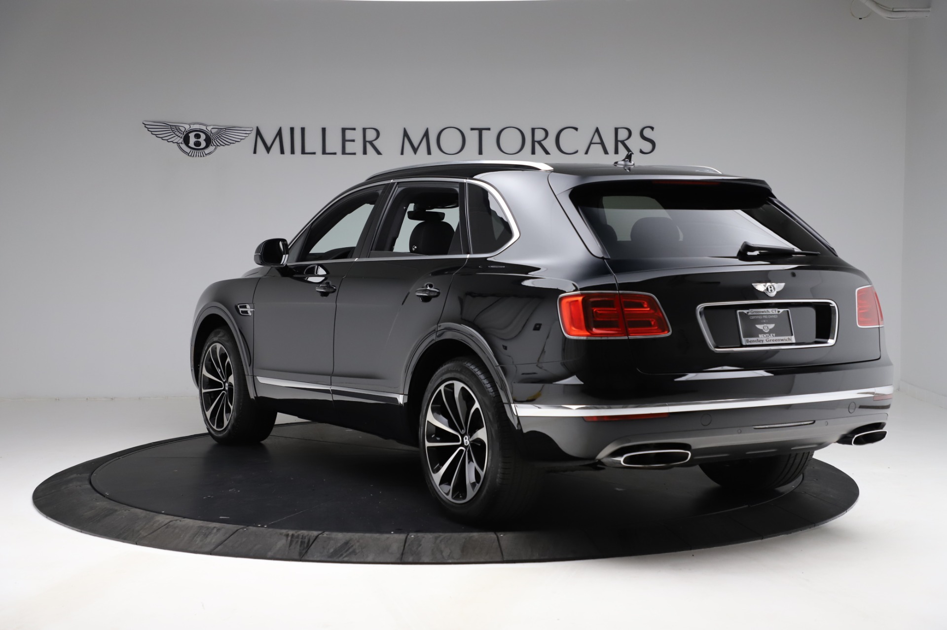 Used 2018 Bentley Bentayga Onyx Edition | St. Petersburg, FL