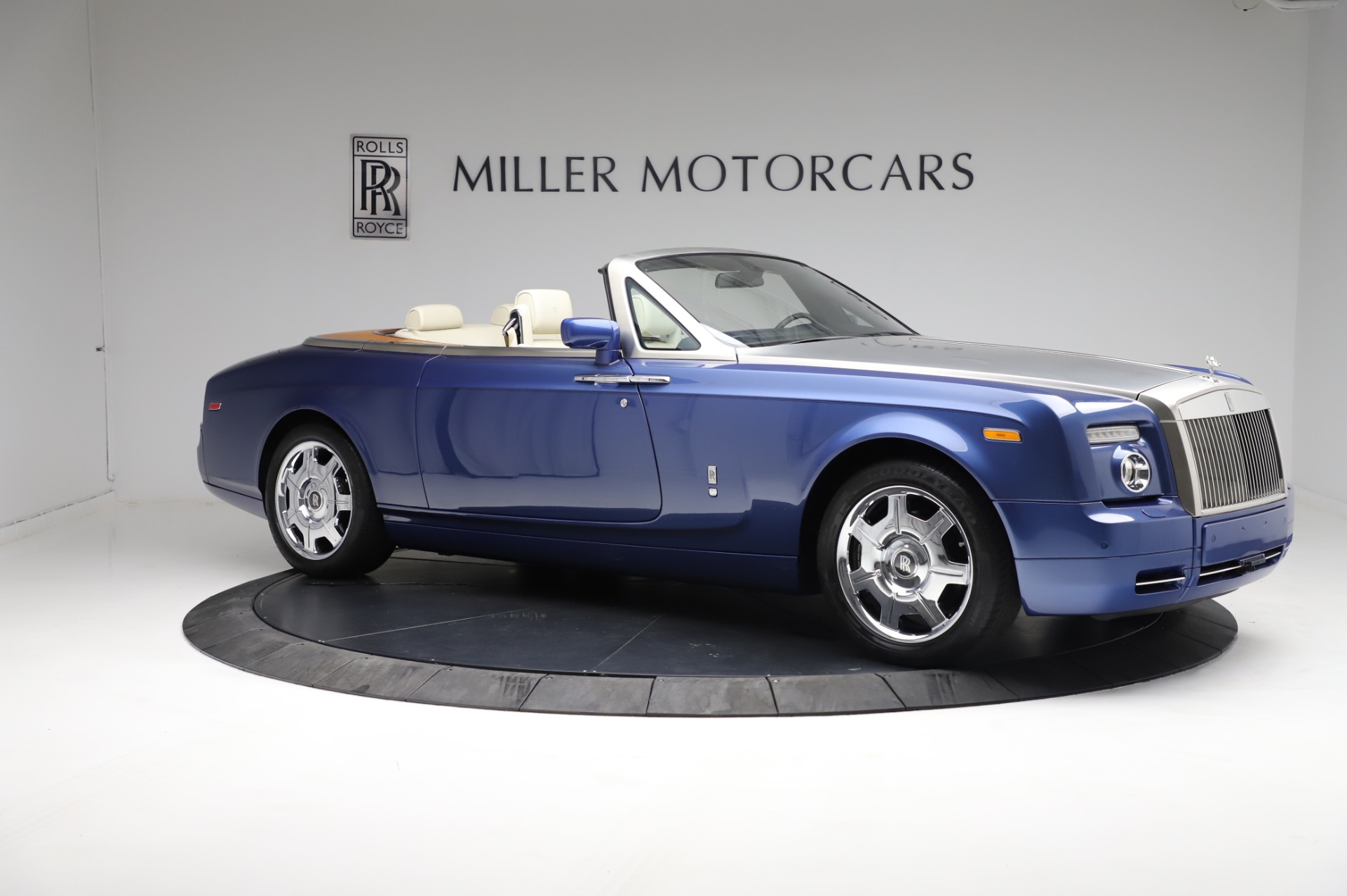 Used 2009 Rolls-Royce Phantom Drophead Coupe | St. Petersburg, FL