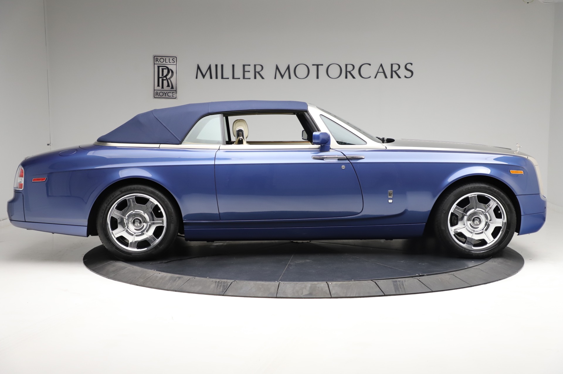 Used 2009 Rolls-Royce Phantom Drophead Coupe | St. Petersburg, FL