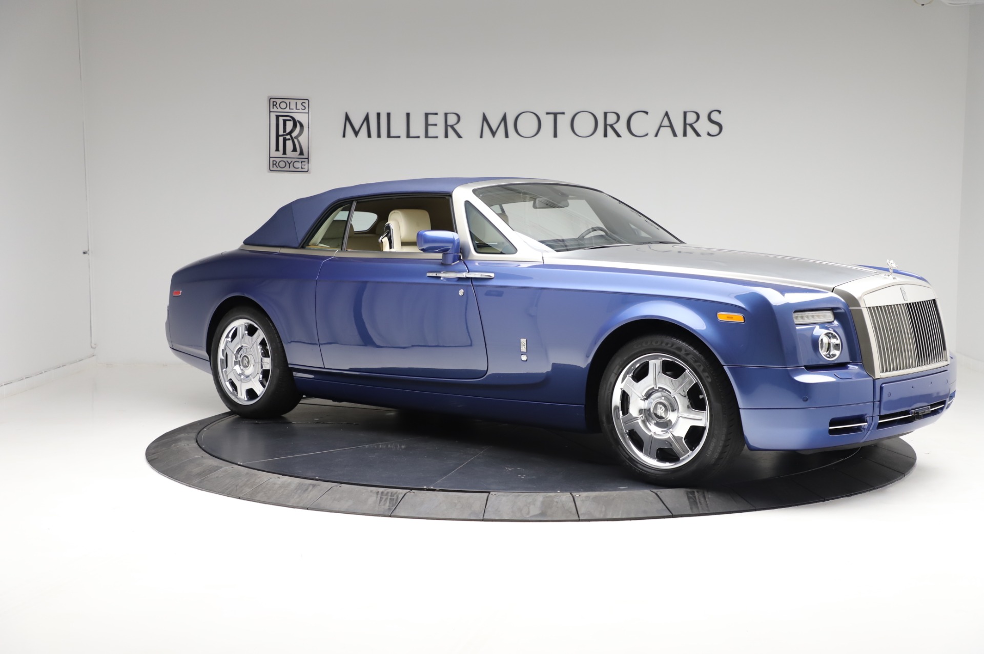 Used 2009 Rolls-Royce Phantom Drophead Coupe | St. Petersburg, FL
