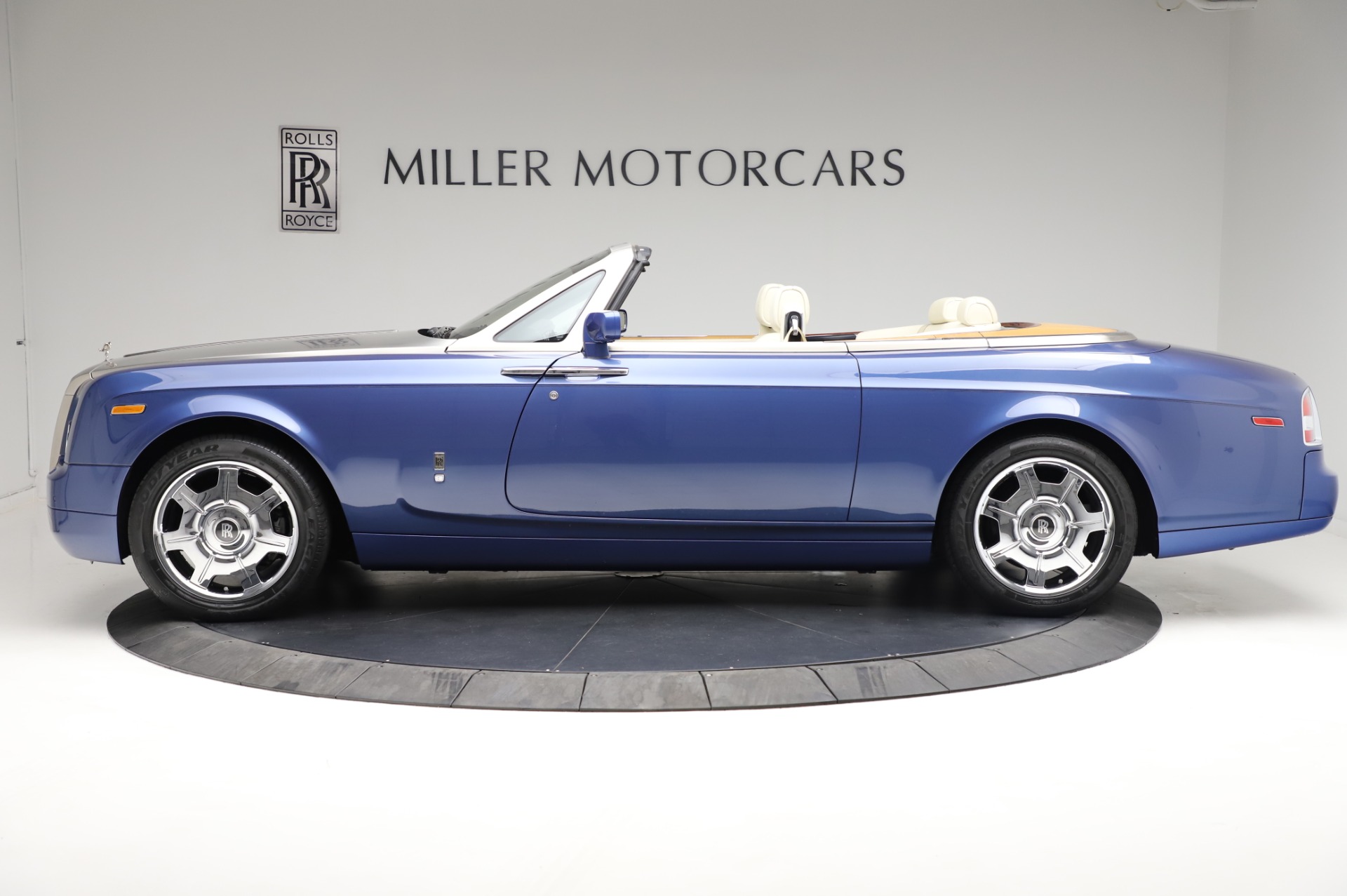 Used 2009 Rolls-Royce Phantom Drophead Coupe | St. Petersburg, FL