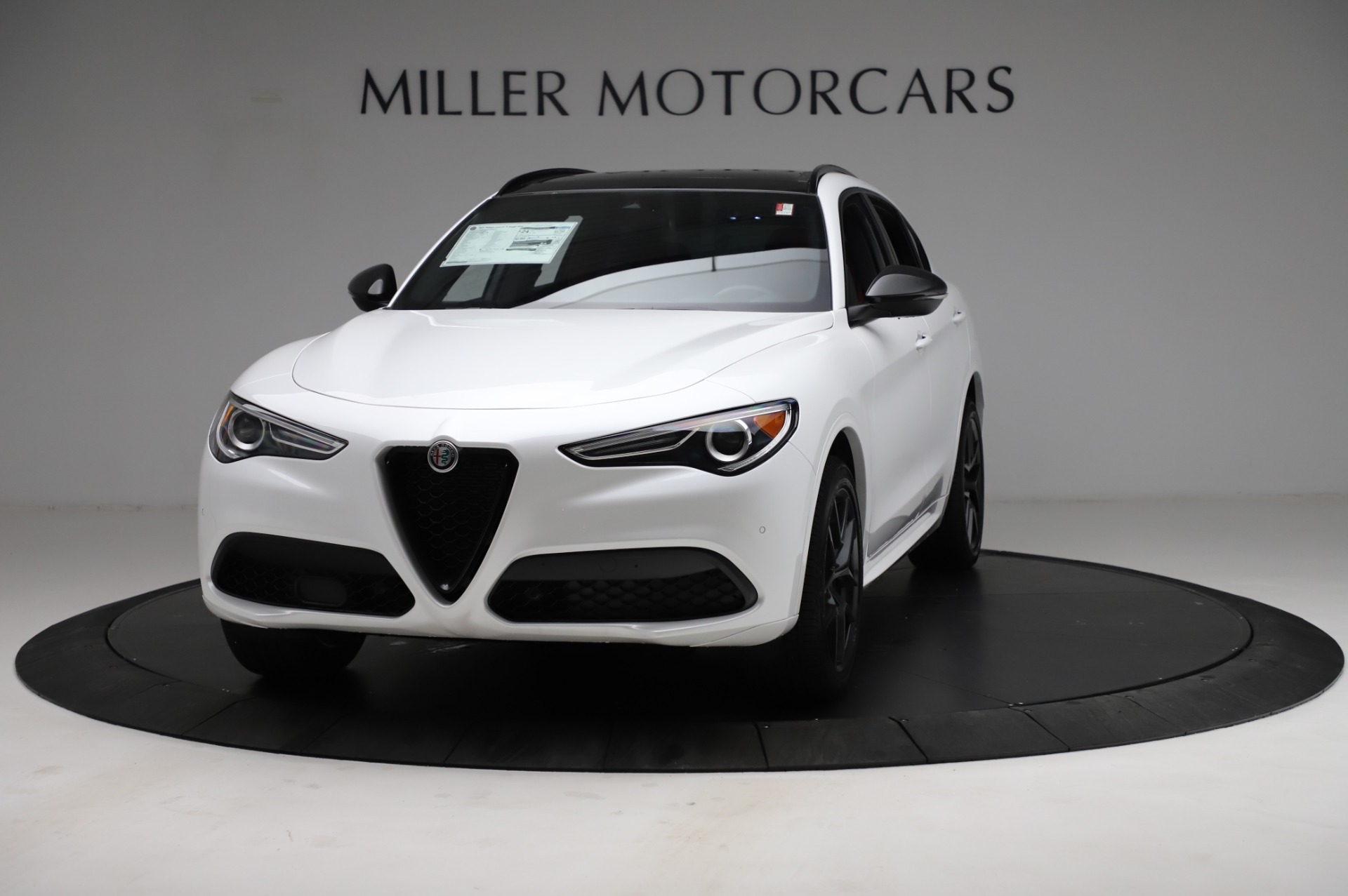 New 2021 Alfa Romeo Stelvio Ti Sport Q4 | St. Petersburg, FL