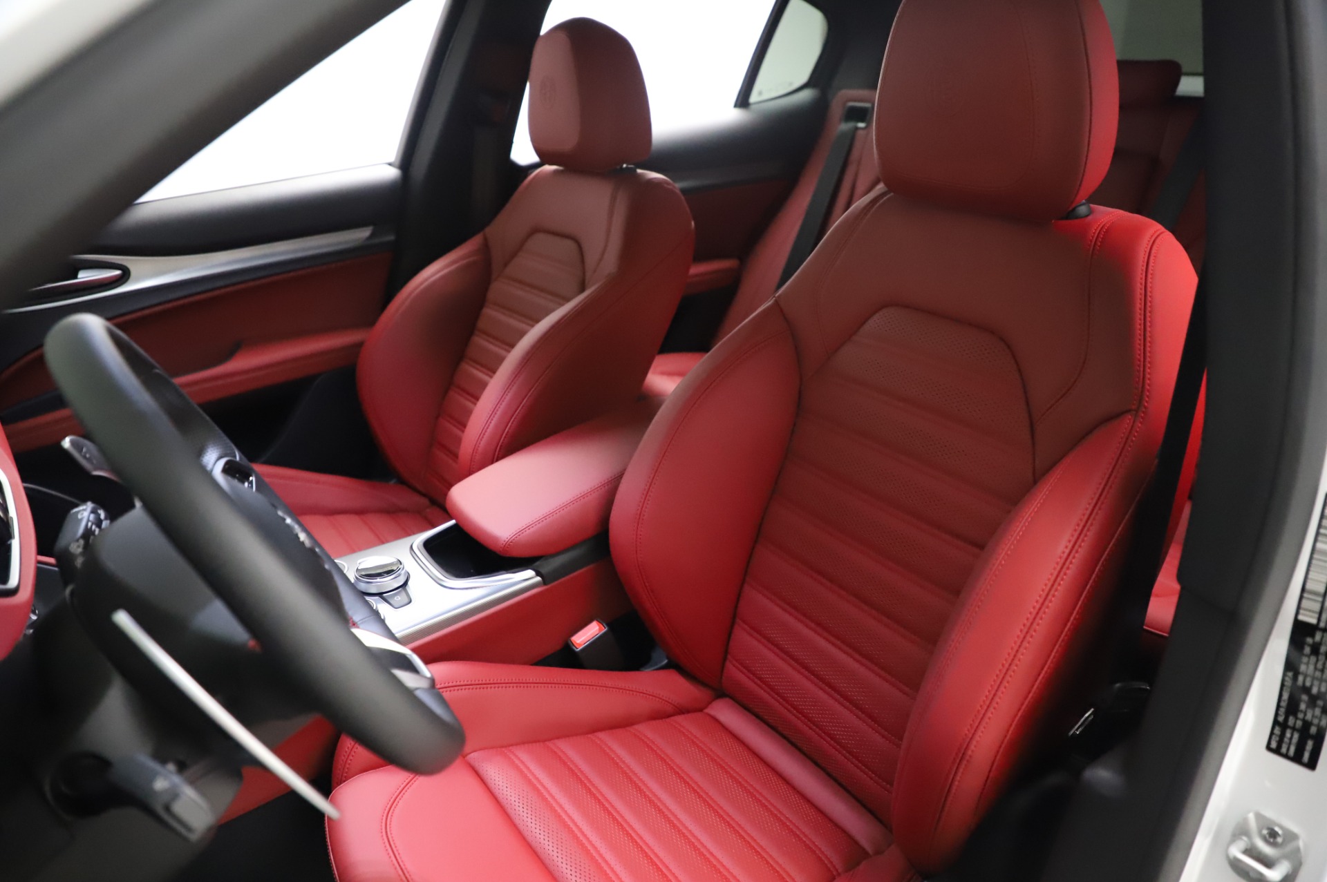 New 2021 Alfa Romeo Stelvio Ti Sport Q4 | St. Petersburg, FL