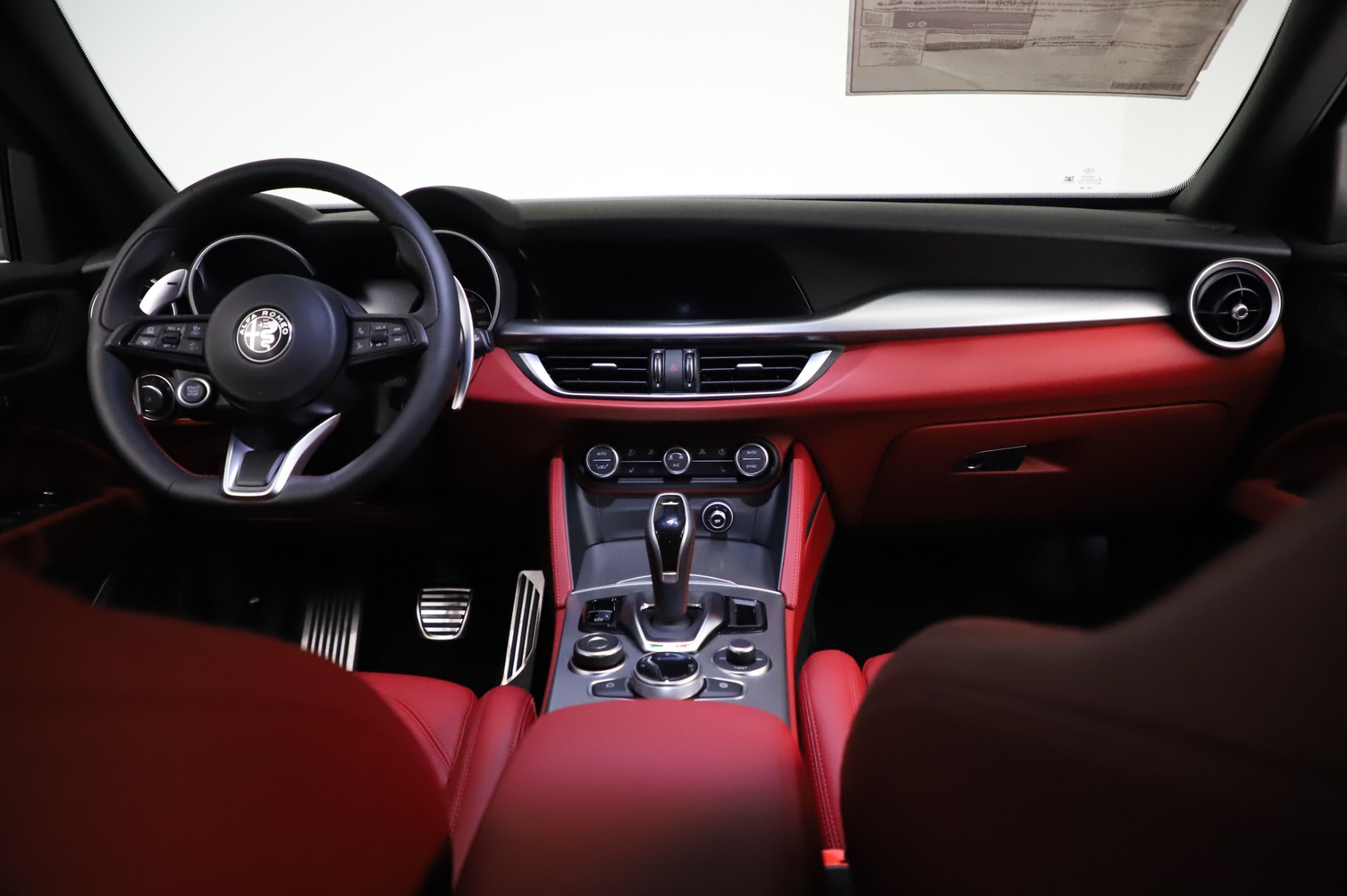 New 2021 Alfa Romeo Stelvio Ti Sport Q4 | St. Petersburg, FL
