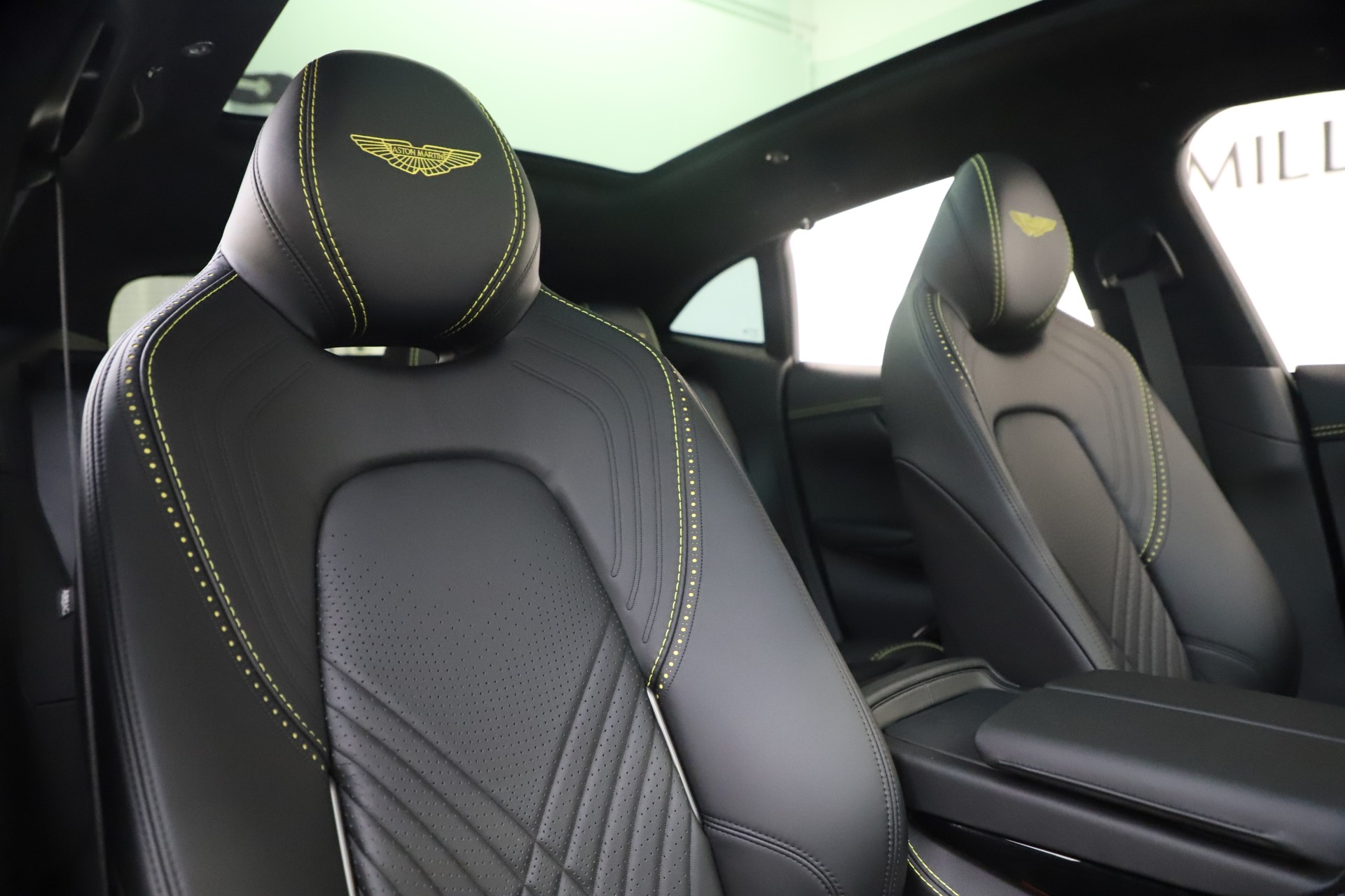 Used 2021 Aston Martin DBX | St. Petersburg, FL