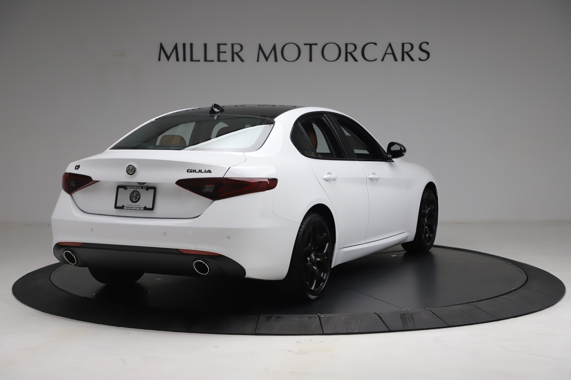 New 2021 Alfa Romeo Giulia Q4 | St. Petersburg, FL