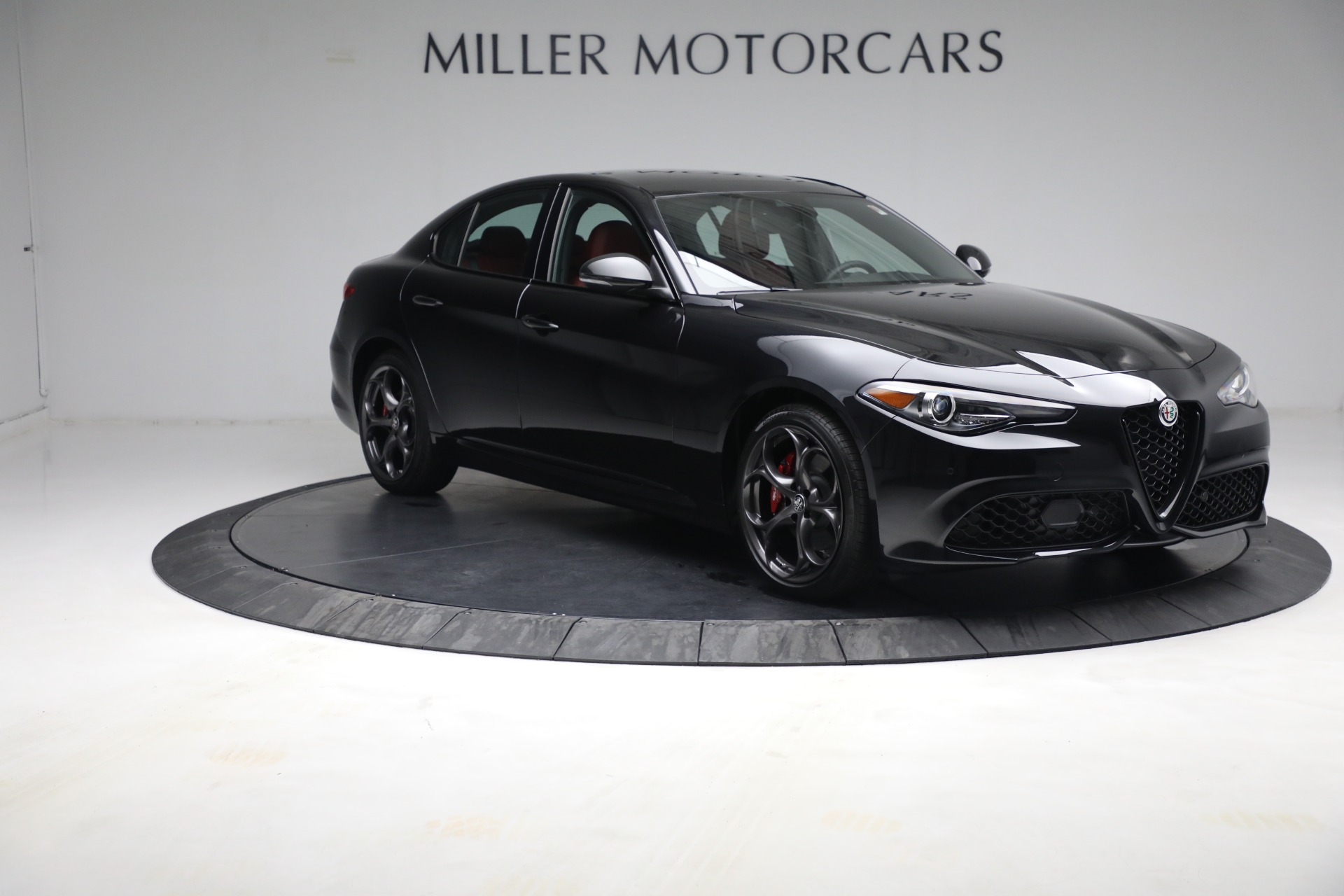 New 2021 Alfa Romeo Giulia Ti Sport Q4 | St. Petersburg, FL