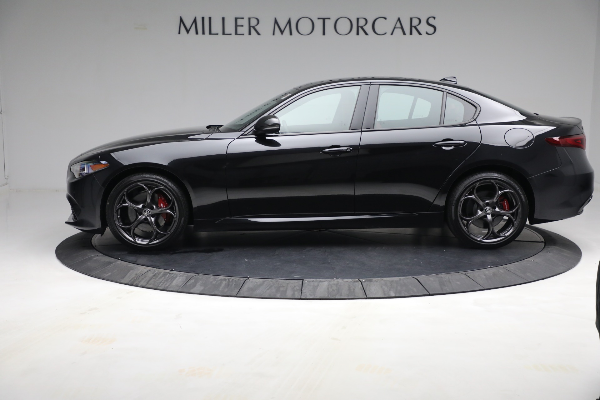 New 2021 Alfa Romeo Giulia Ti Sport Q4 | St. Petersburg, FL
