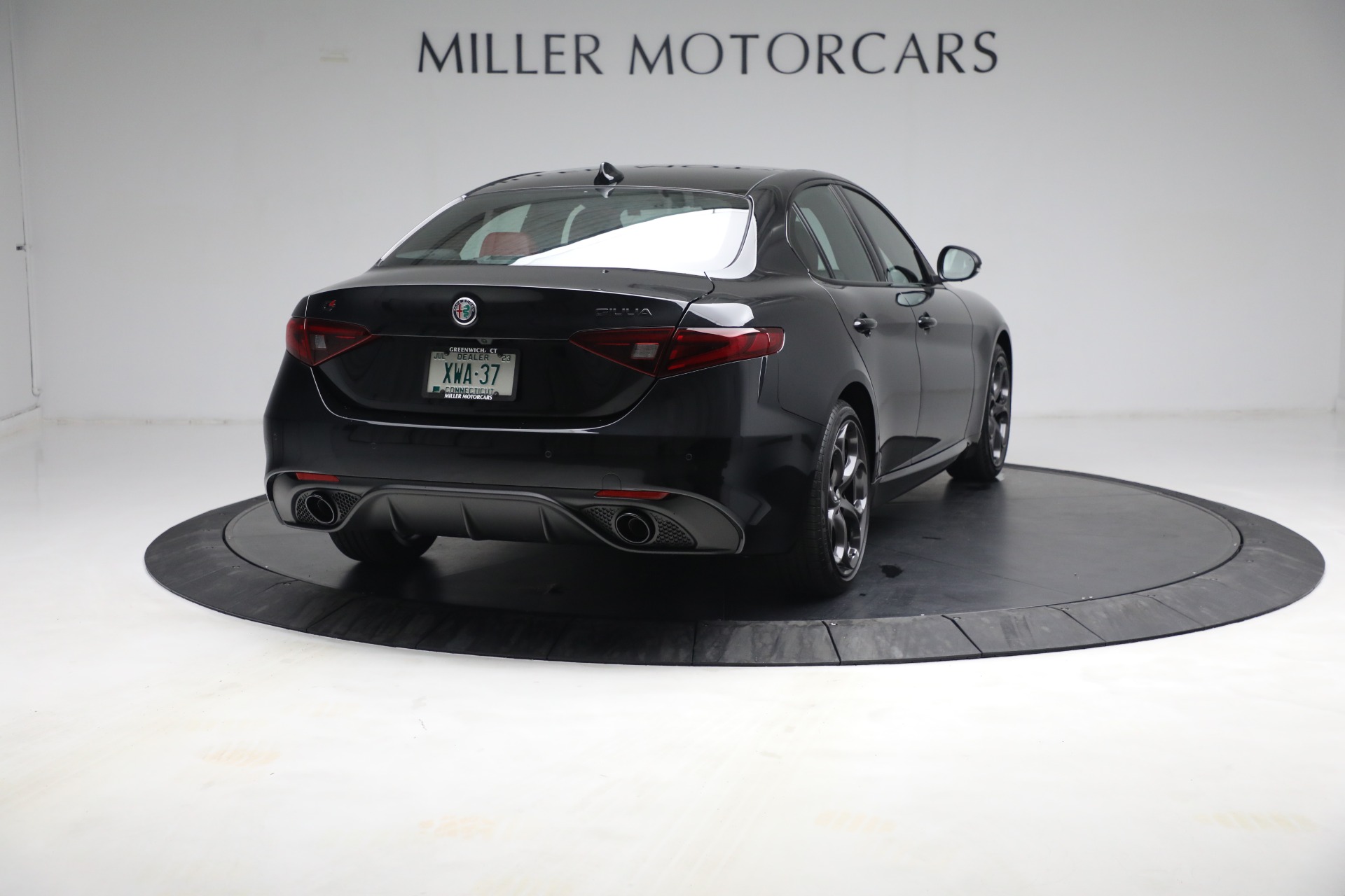 New 2021 Alfa Romeo Giulia Ti Sport Q4 | St. Petersburg, FL