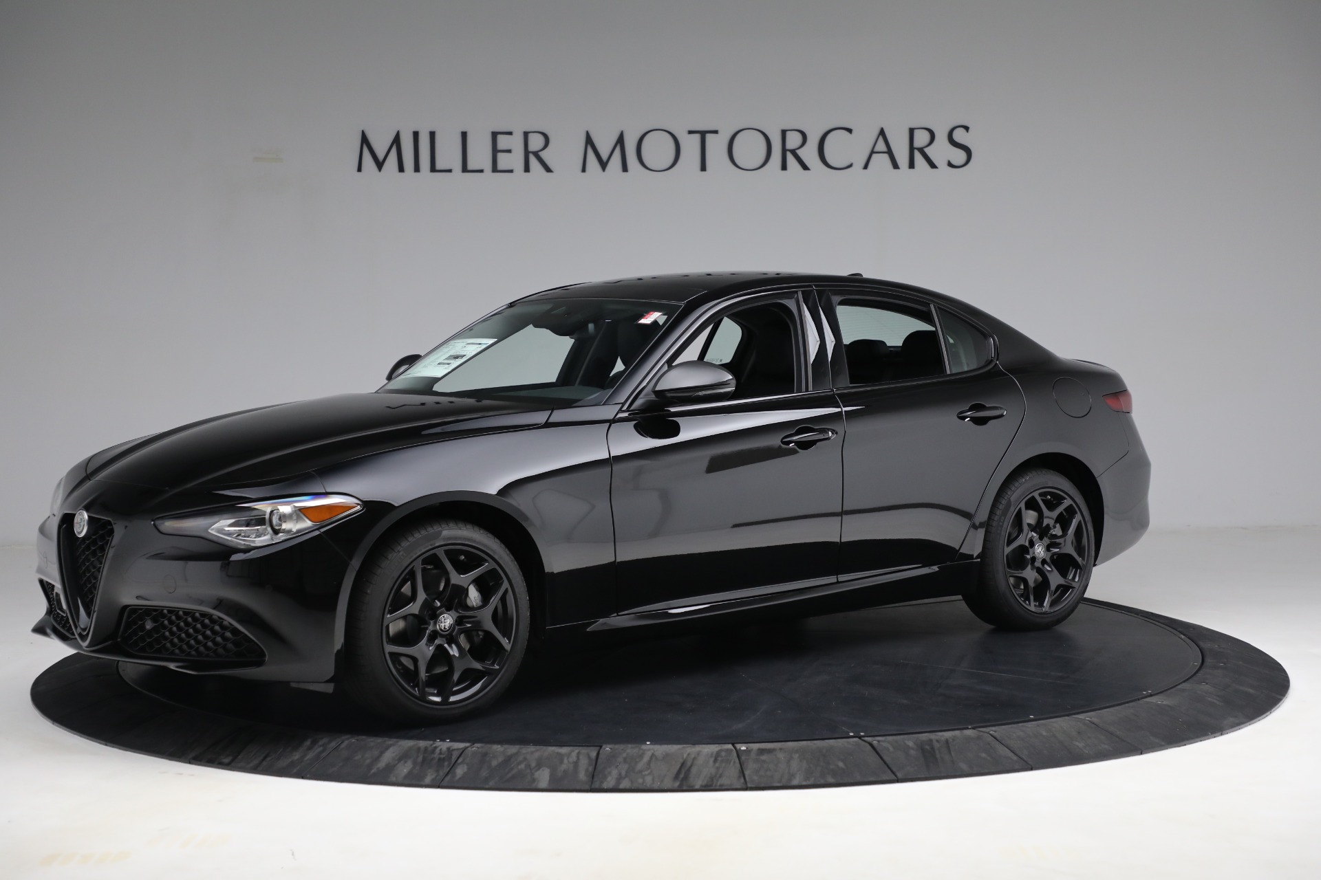 New 2021 Alfa Romeo Giulia Q4 | St. Petersburg, FL