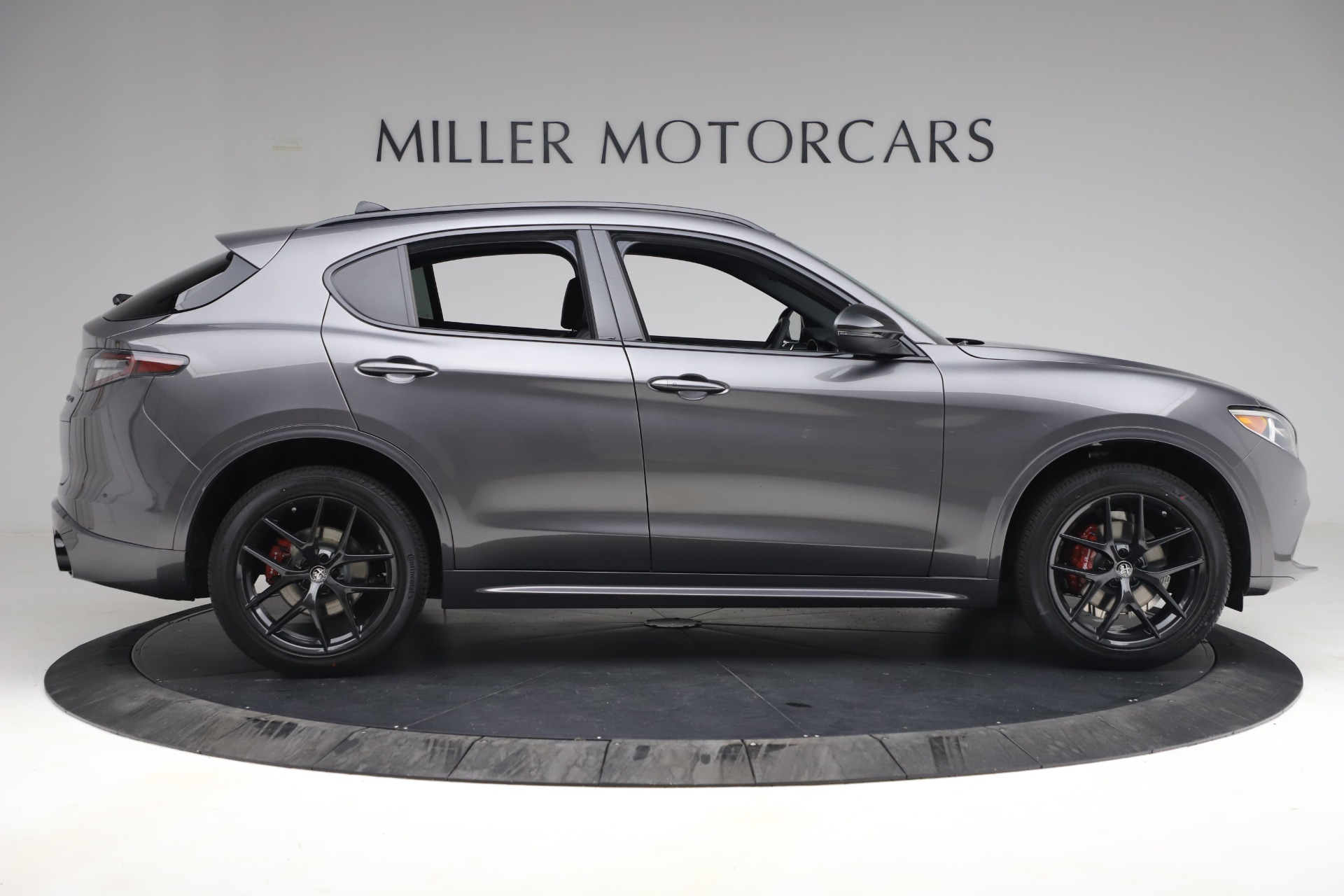 New 2021 Alfa Romeo Stelvio Ti Sport Q4 | St. Petersburg, FL