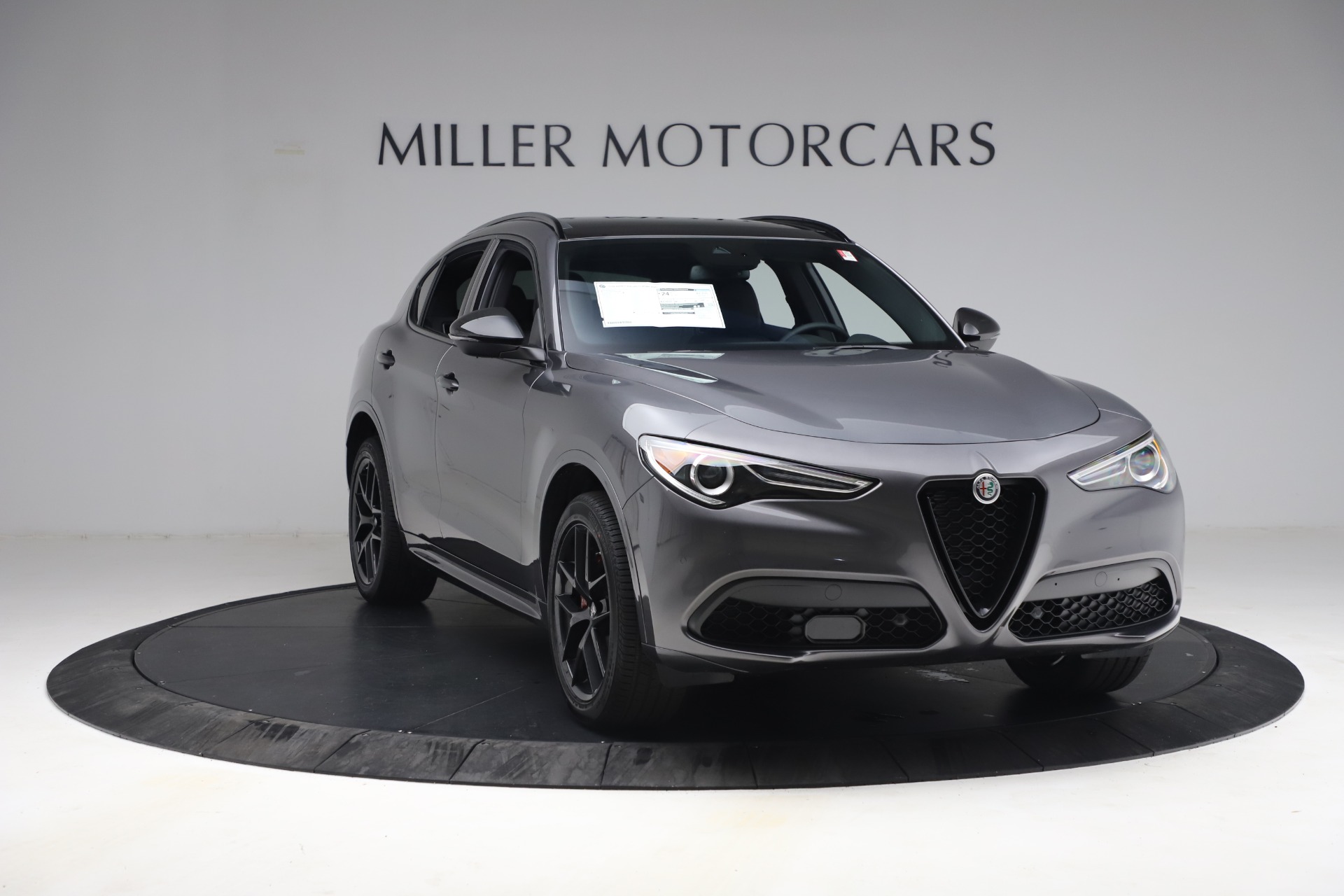 New 2021 Alfa Romeo Stelvio Ti Sport Q4 | St. Petersburg, FL