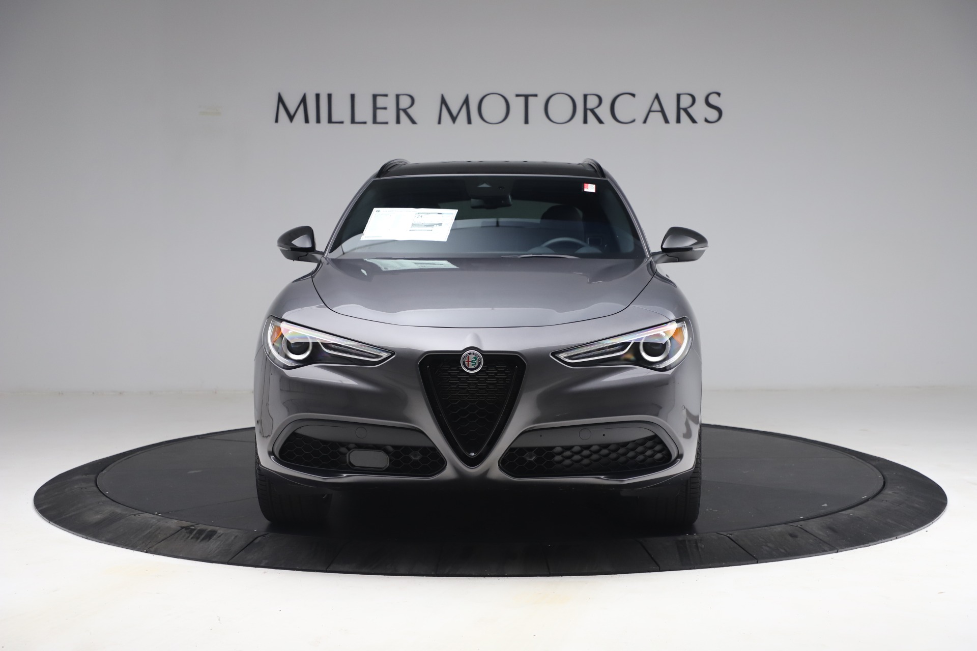 New 2021 Alfa Romeo Stelvio Ti Sport Q4 | St. Petersburg, FL
