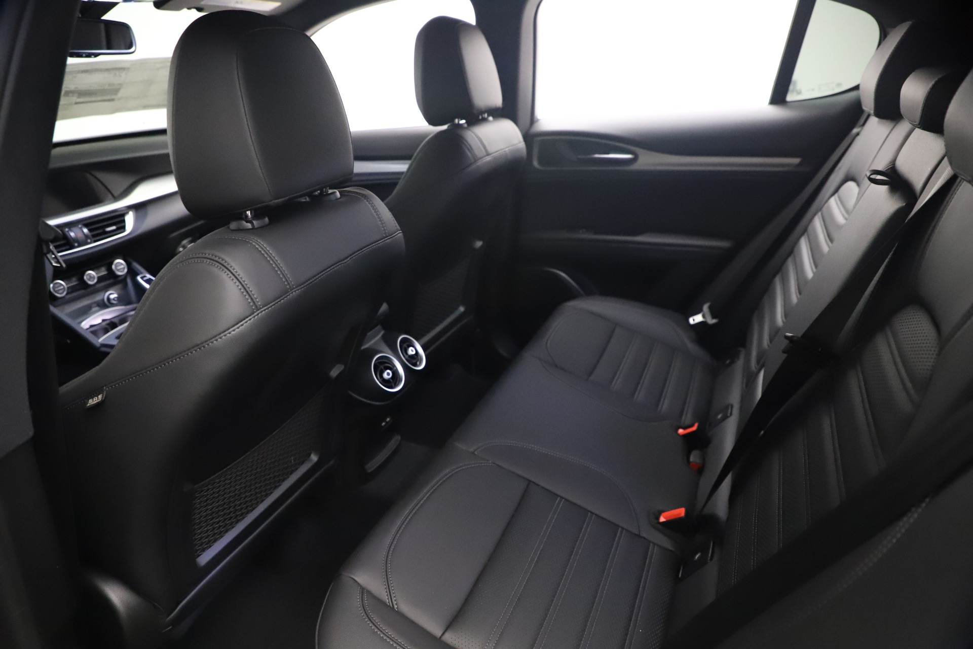 New 2021 Alfa Romeo Stelvio Ti Sport Q4 | St. Petersburg, FL