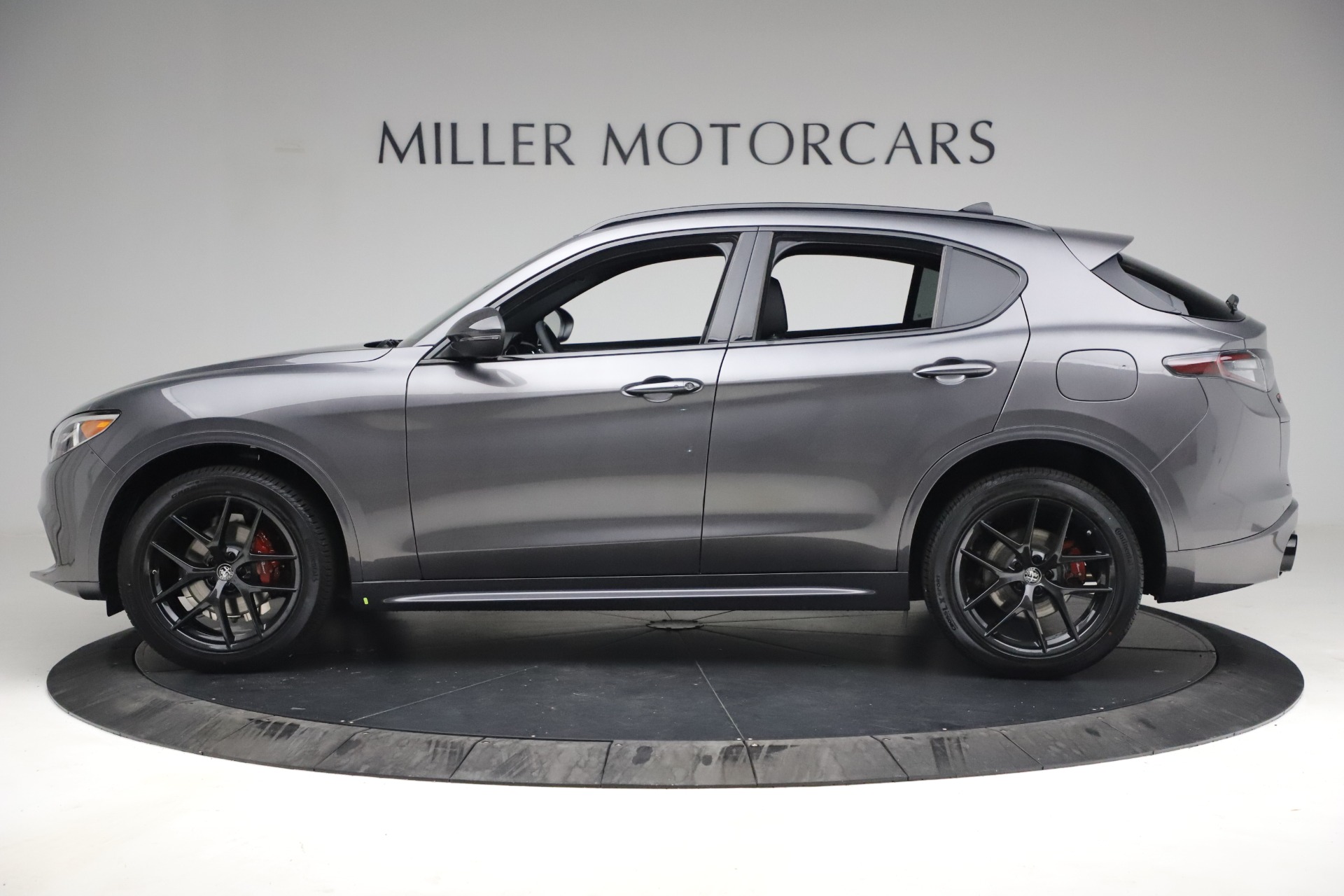 New 2021 Alfa Romeo Stelvio Ti Sport Q4 | St. Petersburg, FL
