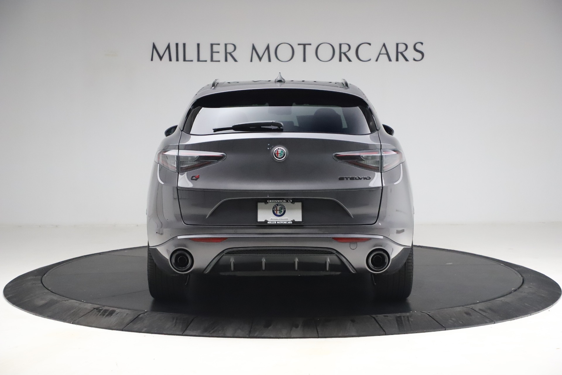 New 2021 Alfa Romeo Stelvio Ti Sport Q4 | St. Petersburg, FL