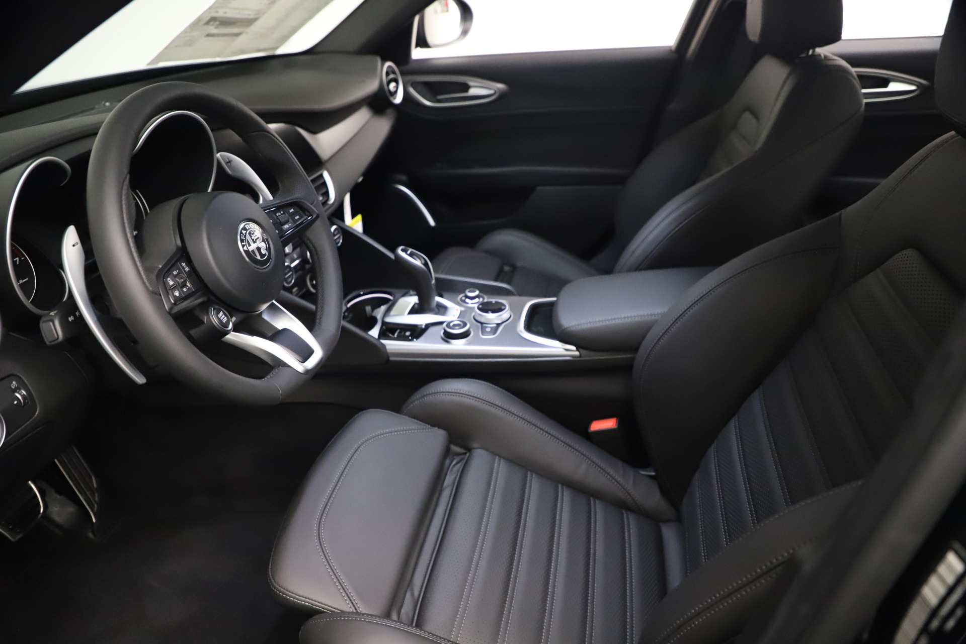 New 2021 Alfa Romeo Giulia Ti Sport Q4 | St. Petersburg, FL