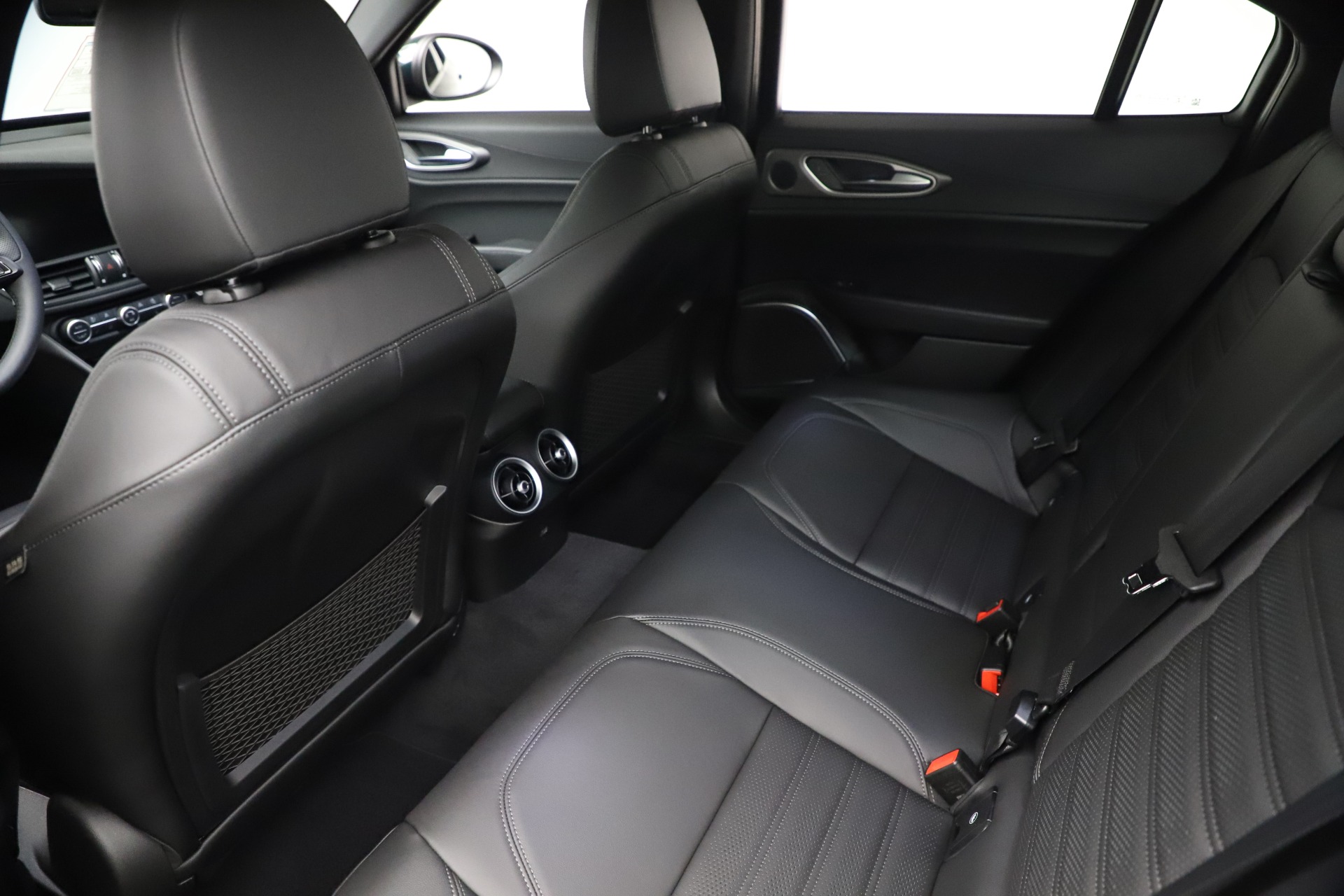 New 2021 Alfa Romeo Giulia Ti Sport Q4 | St. Petersburg, FL