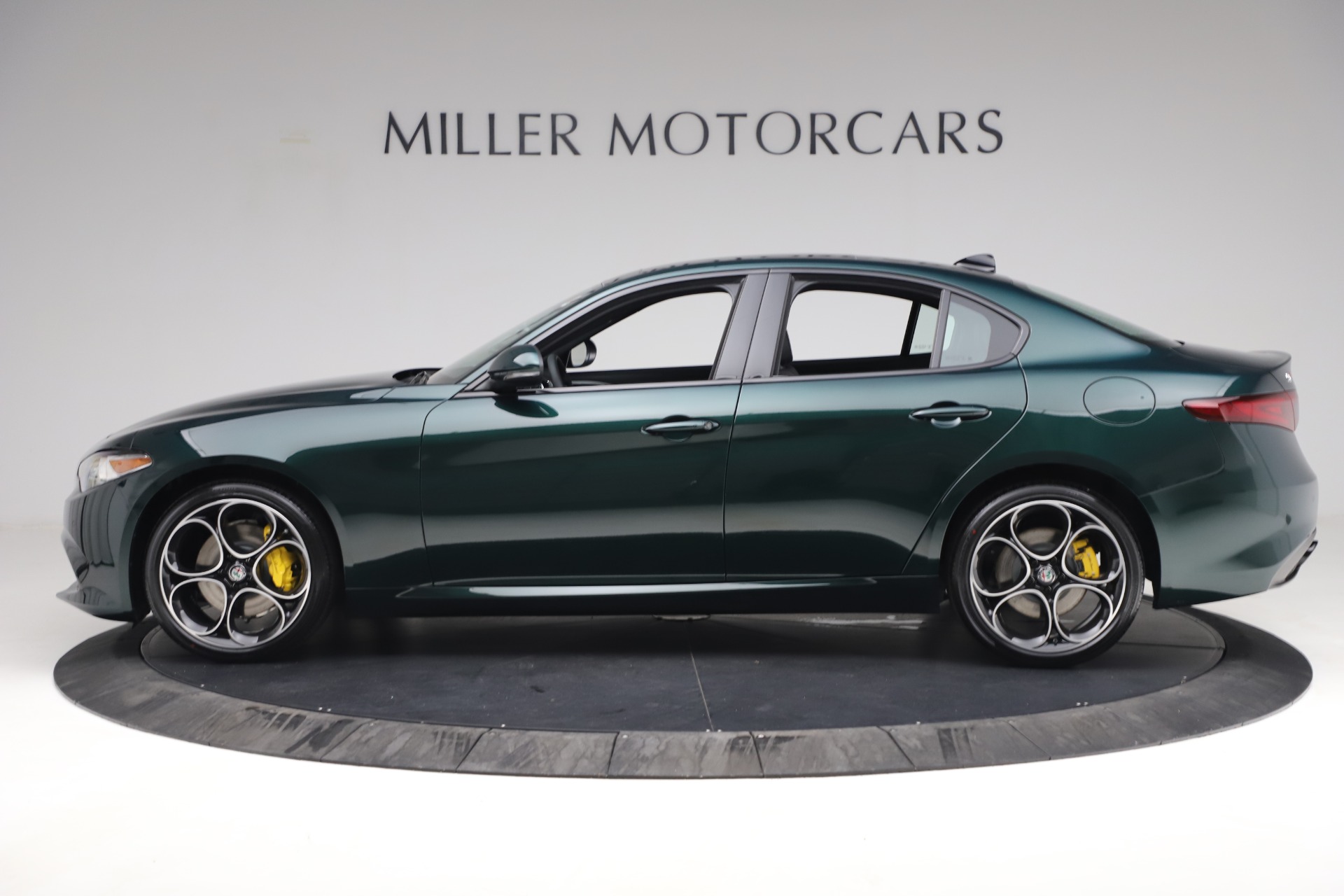New 2021 Alfa Romeo Giulia Ti Sport Q4 | St. Petersburg, FL