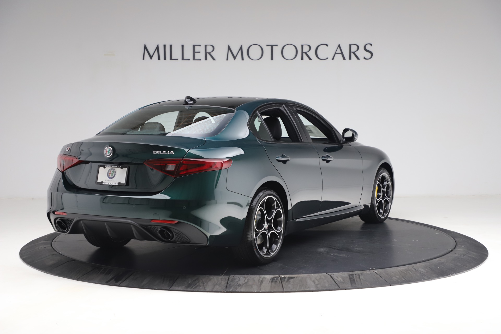 New 2021 Alfa Romeo Giulia Ti Sport Q4 | St. Petersburg, FL