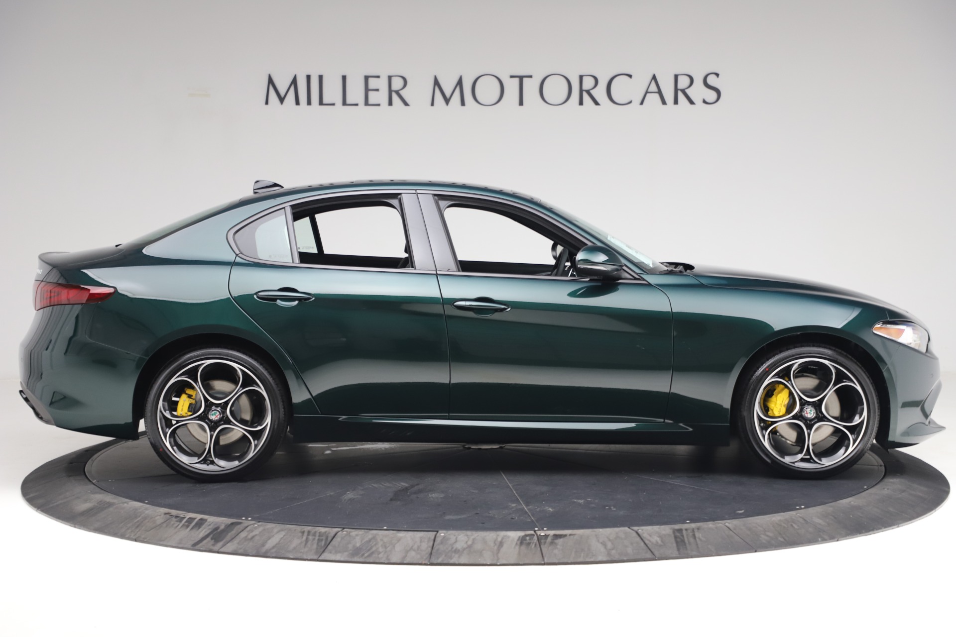 New 2021 Alfa Romeo Giulia Ti Sport Q4 | St. Petersburg, FL