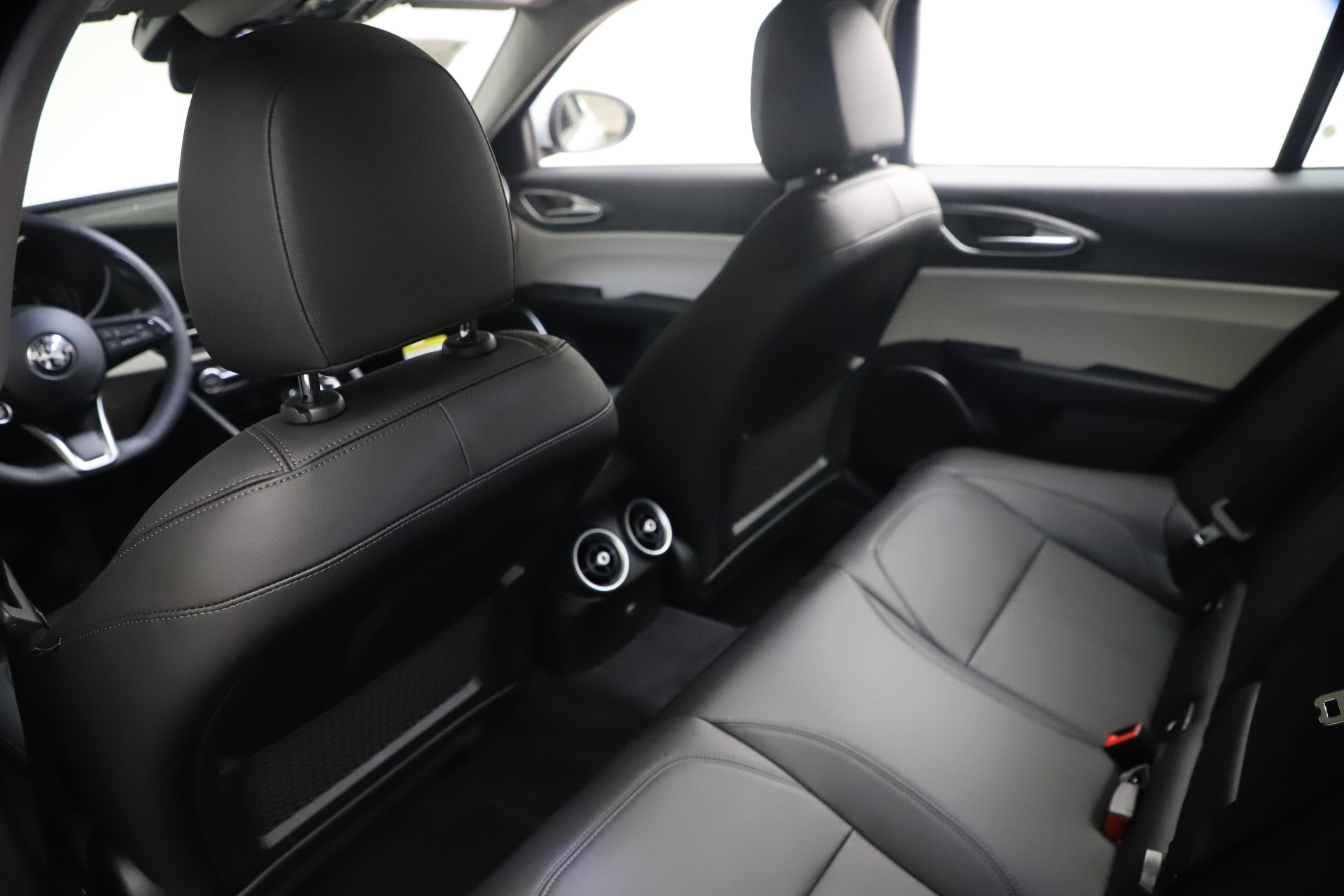 New 2021 Alfa Romeo Giulia Q4 | St. Petersburg, FL