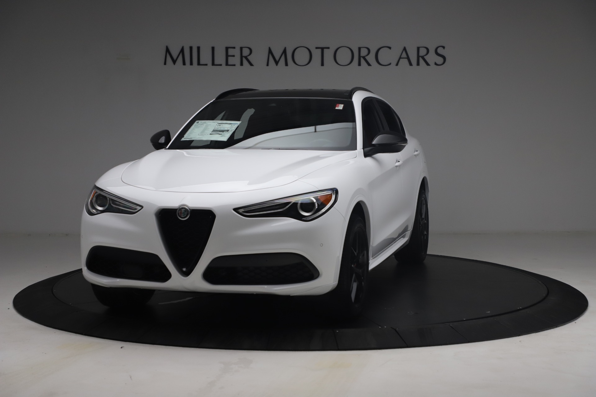 New 2021 Alfa Romeo Stelvio Ti Sport Q4 | St. Petersburg, FL