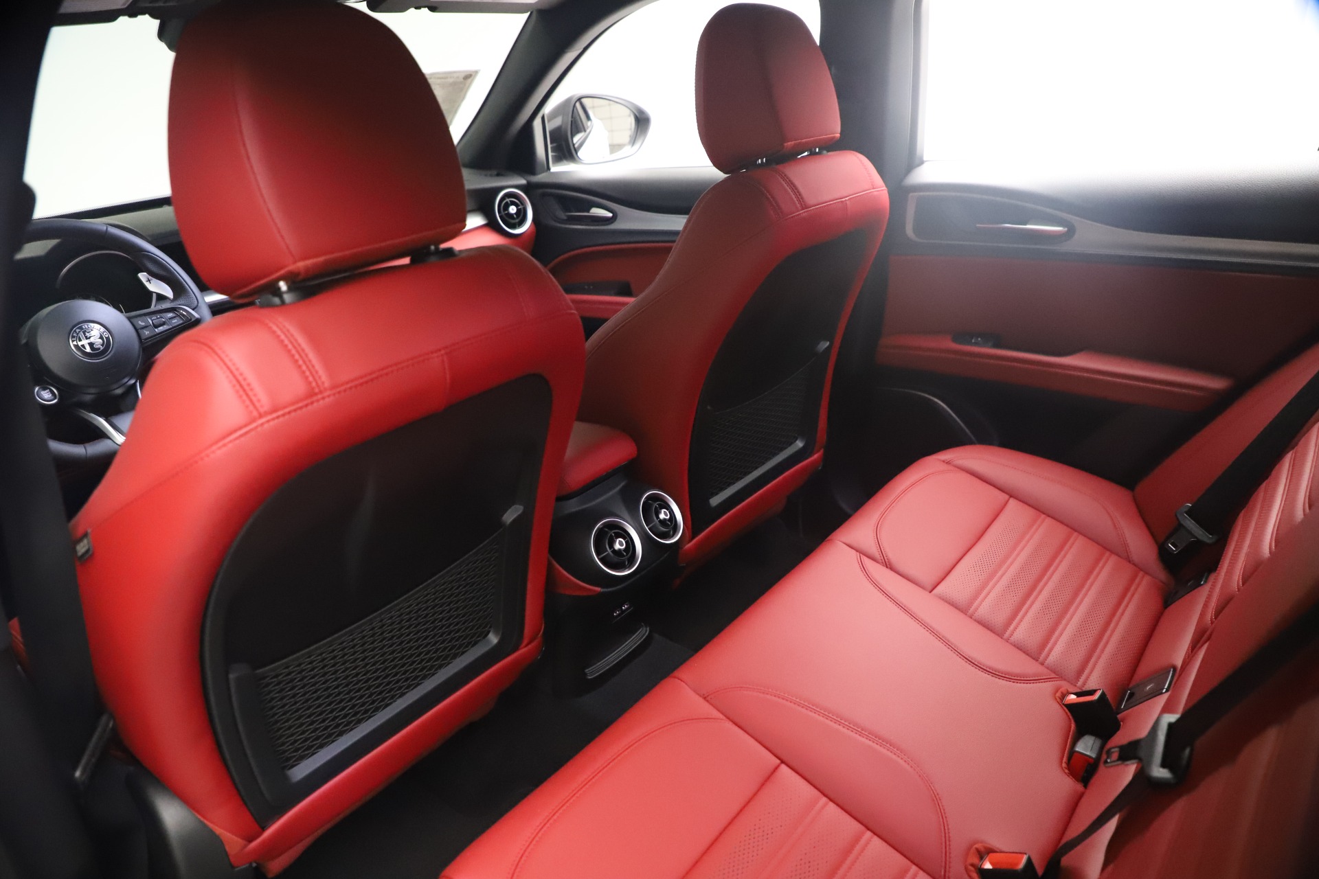 New 2021 Alfa Romeo Stelvio Ti Sport Q4 | St. Petersburg, FL